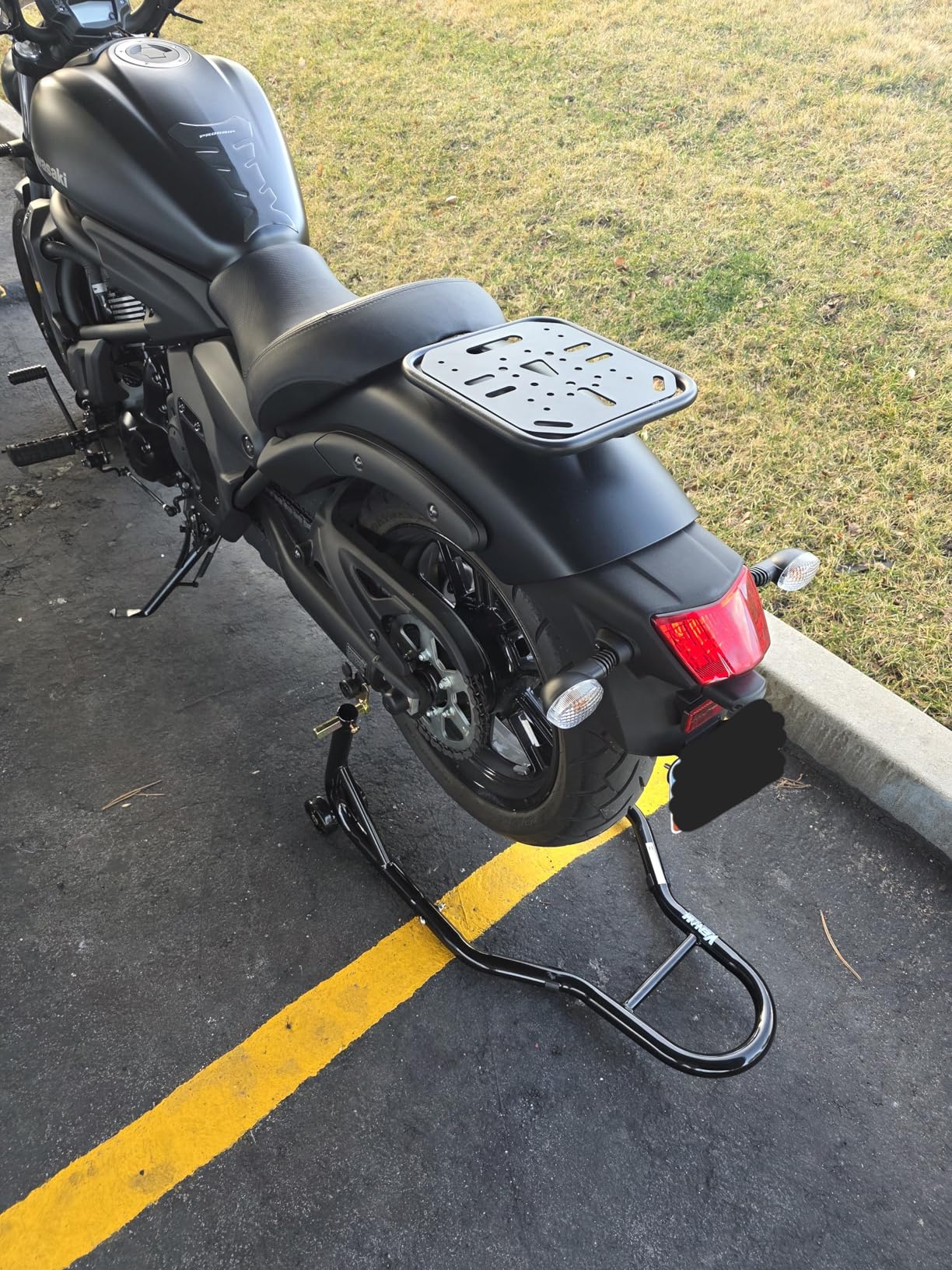 Venom Motorcycle Stand Lift, Front & Rear Combo, Universal Paddock Lift Stand, Front Wheel Fork Stand Rear Wheel Swingarm Spool Stand, Compatible With Most Yamaha Honda Kawasaki Suzuki BMW Motorcycles customer photo 2