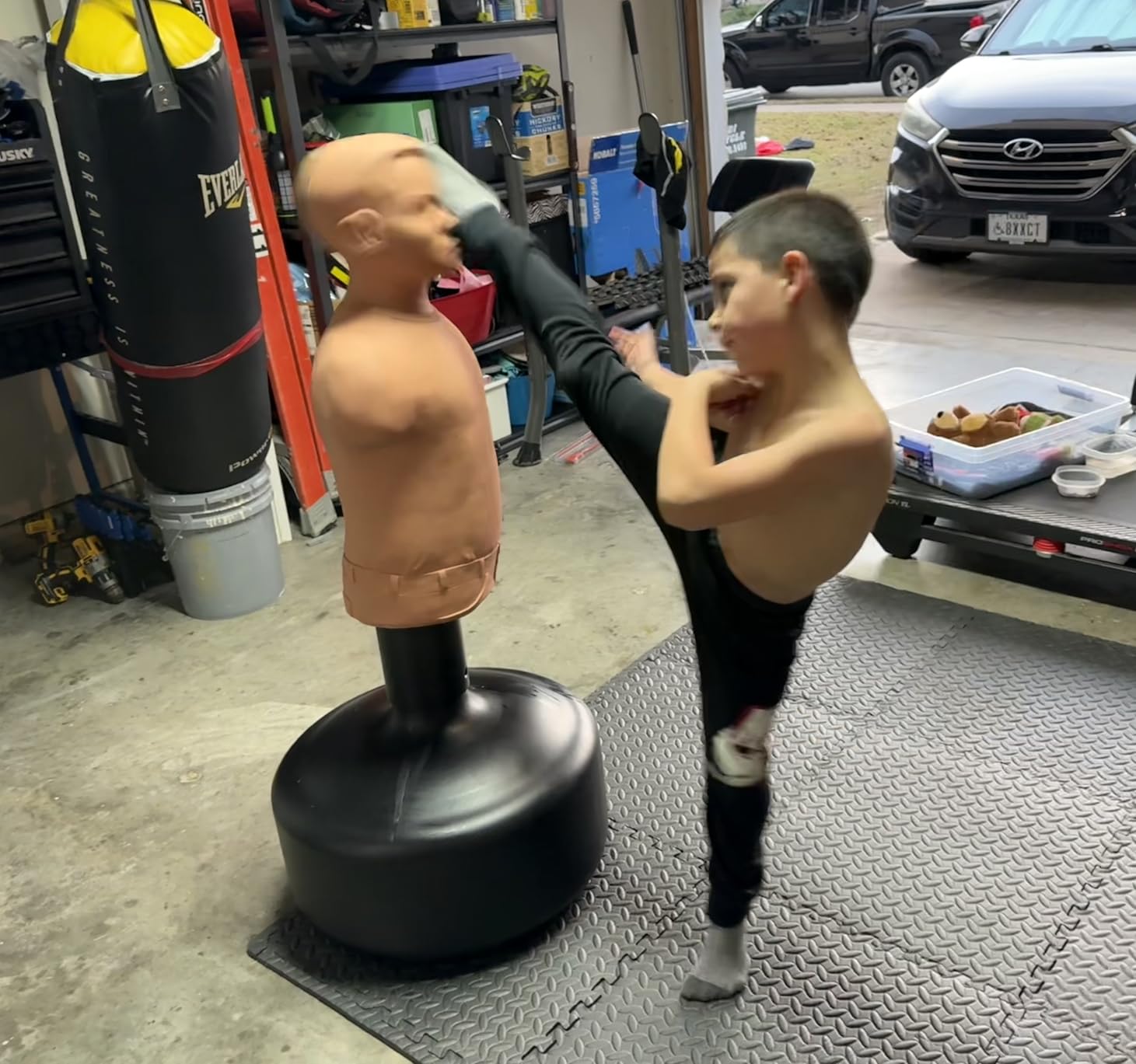 Century BOB Body Opponent Bag | Freestanding Punching Bag | Boxing Bag for Adults | Adjustable Boxing Bag Stand | Kick Boxing Mannequin | Moveable Training Bag for Martial Arts & Boxing customer photo 1
