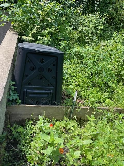 Redmon Outdoor Compost Bin with Lift Off Lid, 4-Door Access & Vent Holes, 65 Gallon, Black - Composting Bin Container for Kitchen Food Waste Recycling customer photo 2