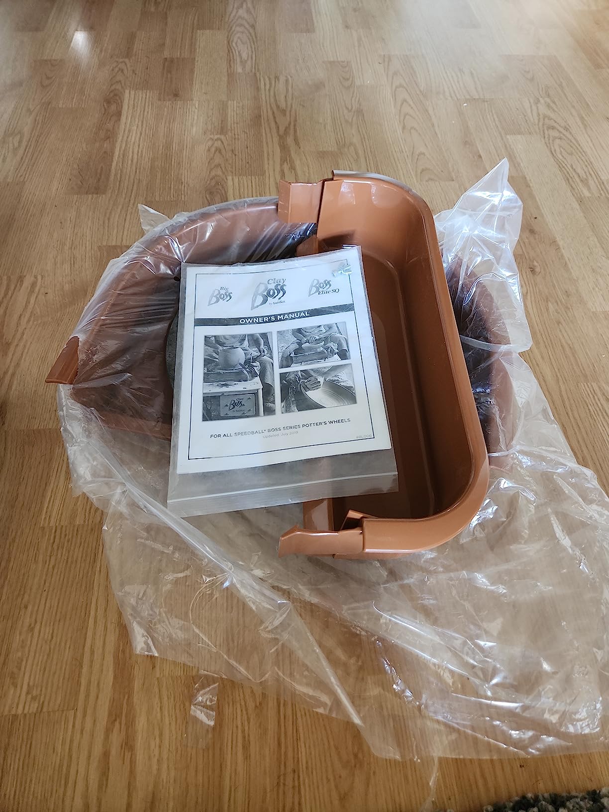 Speedball Boss Elite Pottery Wheel with 1.0 hp Motor, 14-Inch Wheel Head, 175 lb Capacity customer photo 2