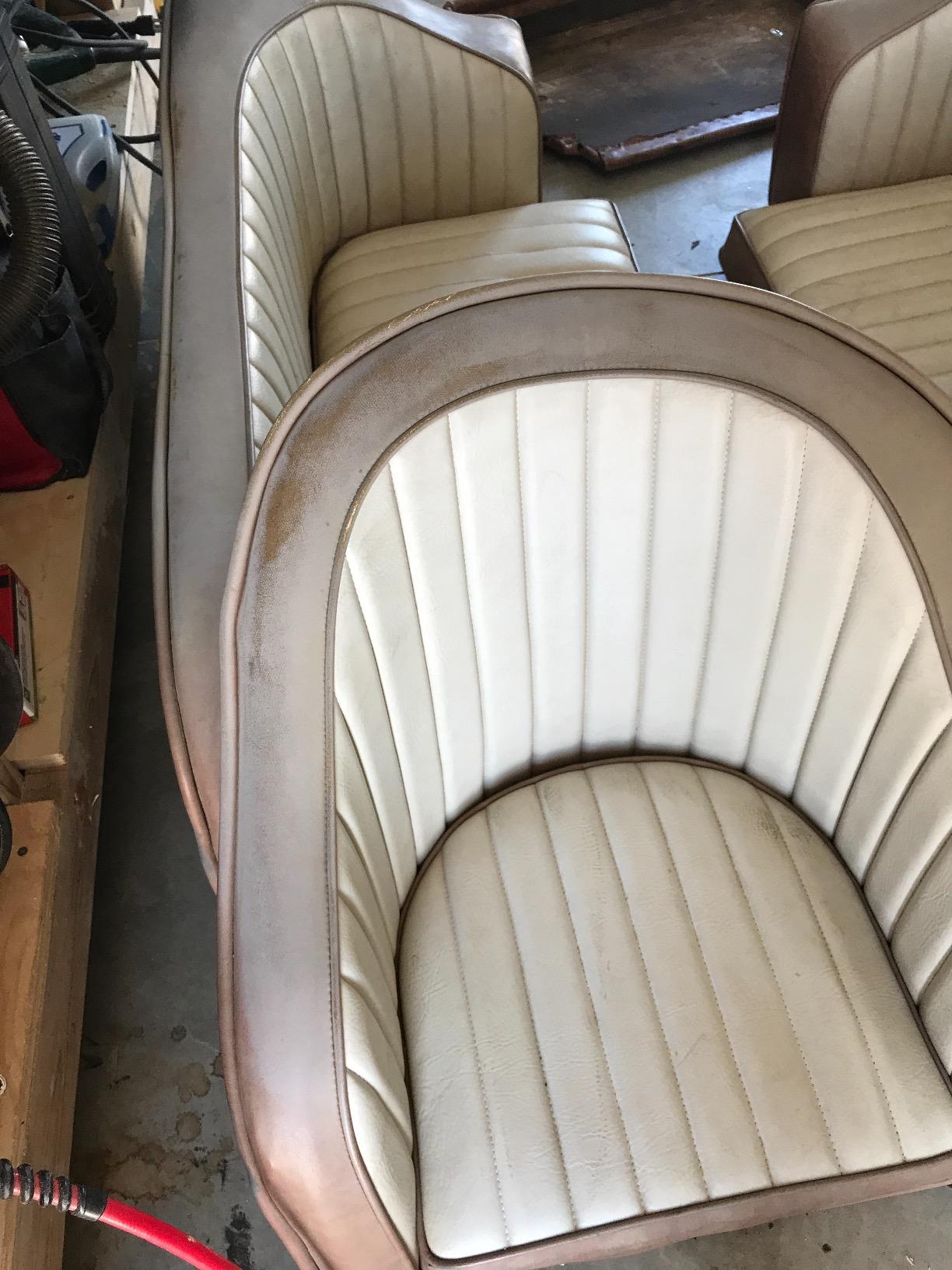 SEM M25083 Carver White Marine Vinyl Coat - 12 oz. customer photo 2