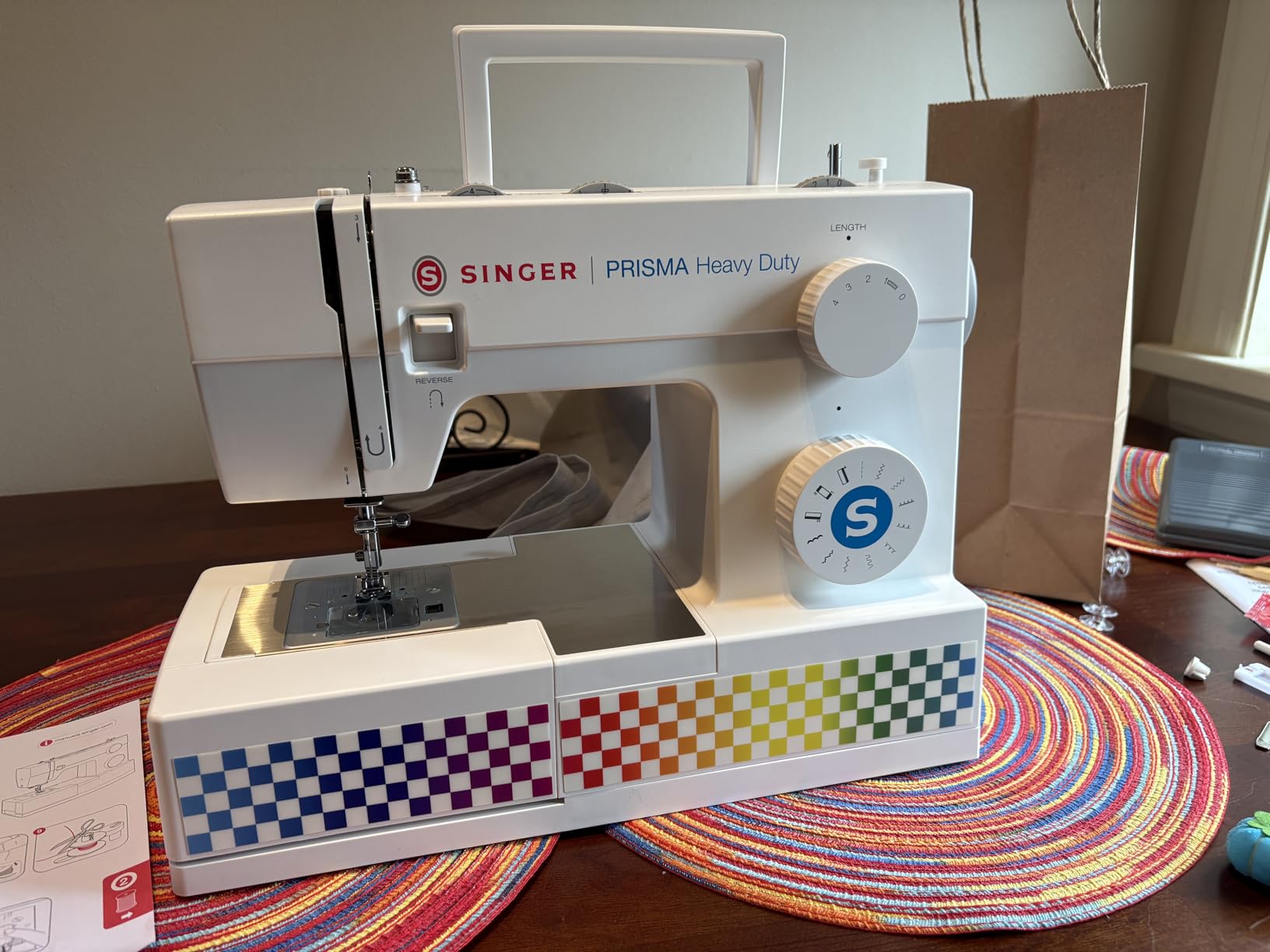 SINGER Heavy Duty 4411 (Grey) High Speed Sewing Machine + Accessories | 11 Built-In Stitches Deliver 69 Stitch Applications | 50% More Power, 1100 Stitches/Min | Metal Frame, 4-Step Buttonhole customer photo 3