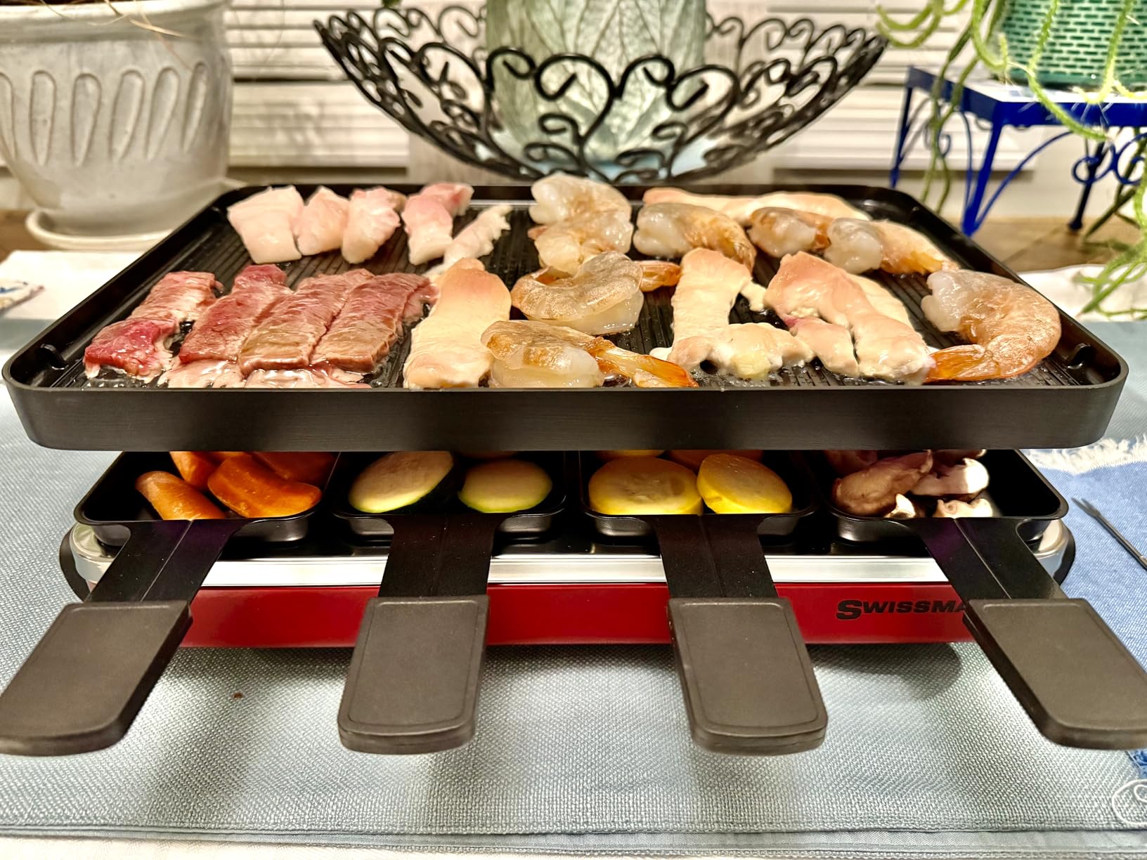 Swissmar Classic 8-Person Raclette Party Grill - Indoor Electric Grill & Griller with Reversible Cast Iron Grill Plate/Crepe Top - Anthracite Black customer photo 1