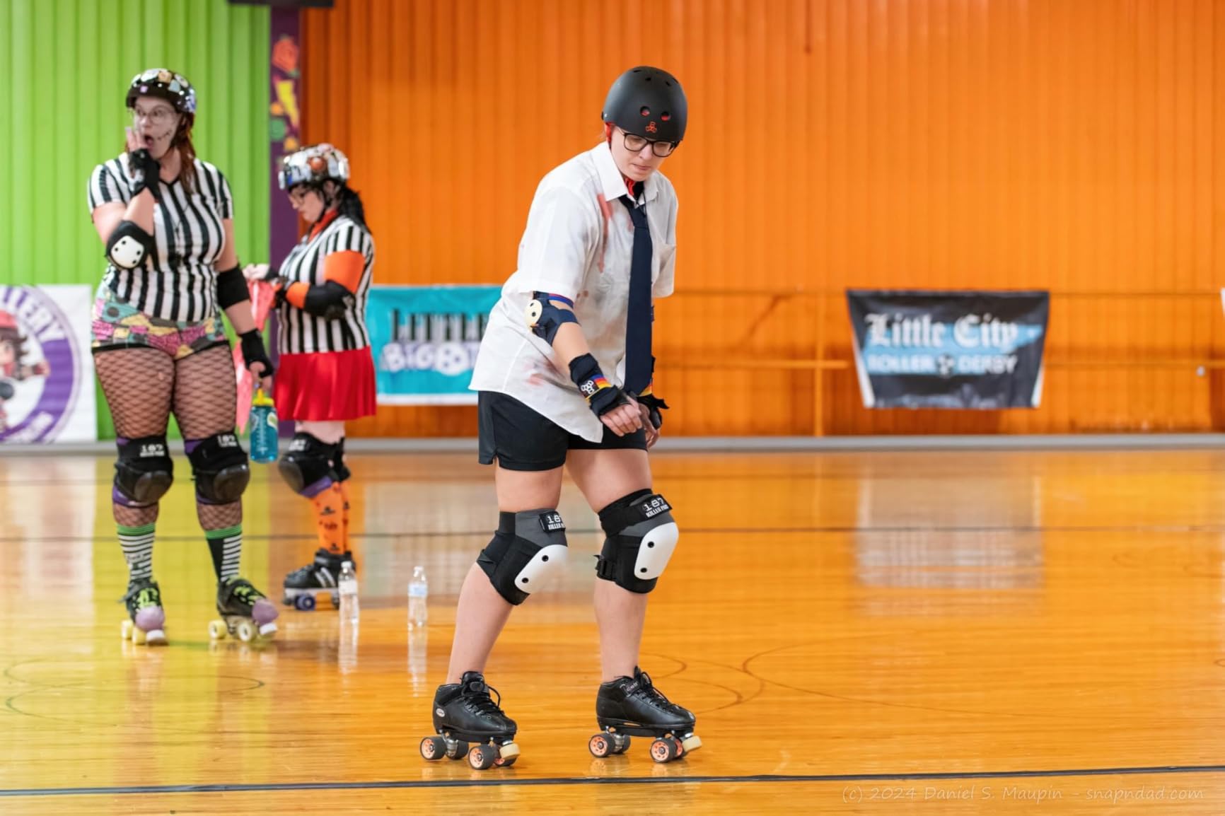 R3 Roller Skates for Men and Women - Ultra-Durable Indoor Quad Skate with Sonar Cayman Wheels, Nylon Plate, and Precision Fit customer photo 1