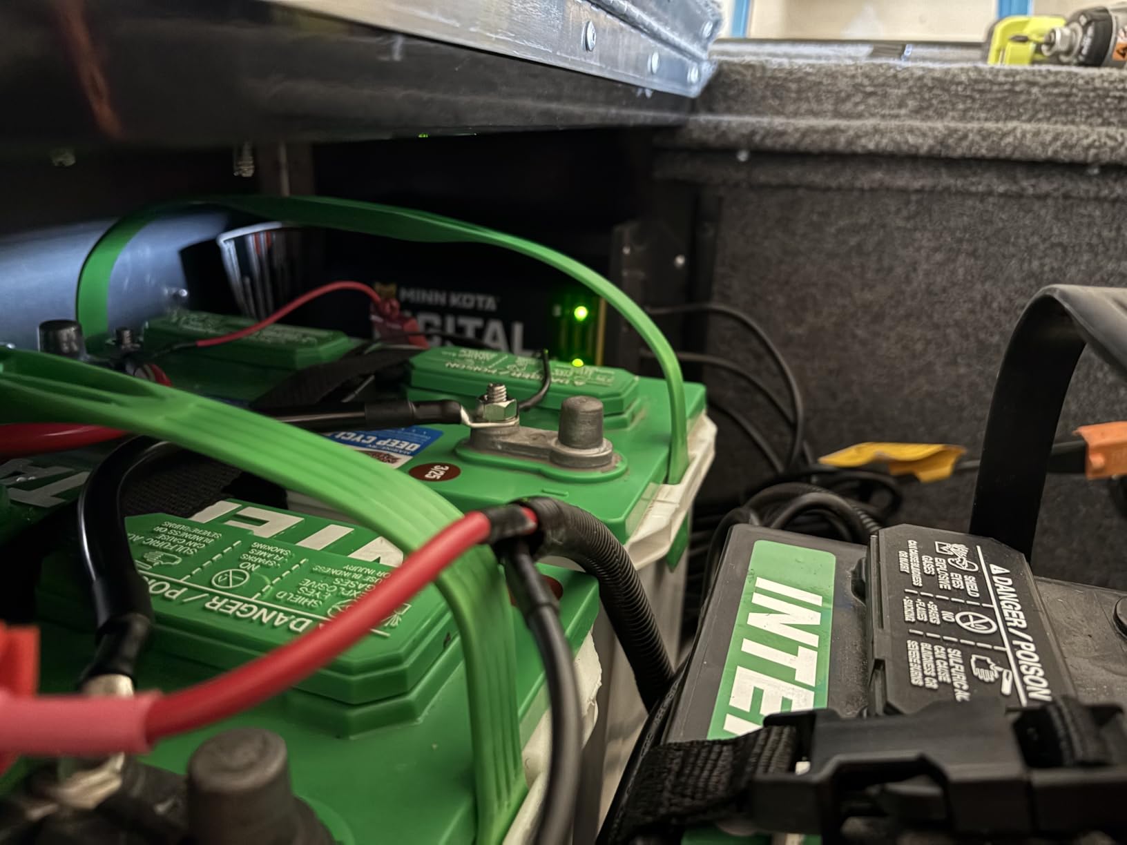 Minn Kota 1823155 MK 315D Digital On-Board Marine Battery Charger, 3 Bank x 5 Amps customer photo 2