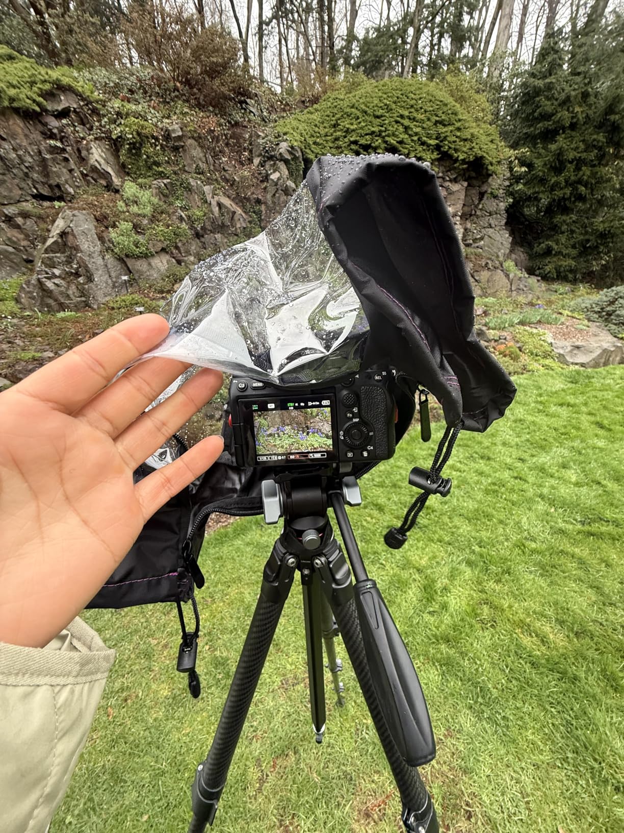 Altura Photo Professional Waterproof Camera Rain Cover for Canon Nikon Sony DSLR & Mirrorless Cameras and Lenses, Photography Camera Accessories customer photo 2