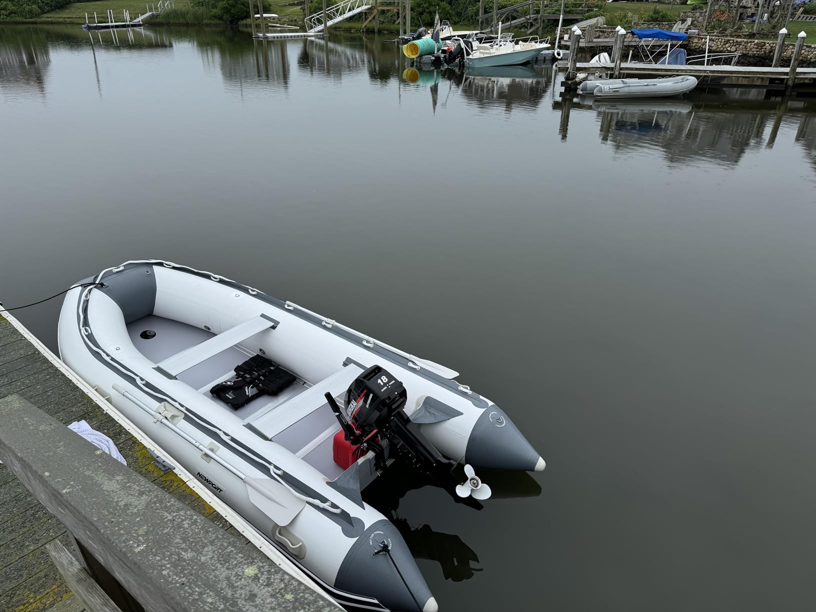 Newport 12ft 6in Catalina Inflatable Dinghy Boat Transom Sport Tender - 6 Person - 20 Horsepower USCG Rated, White/Gray customer photo 2