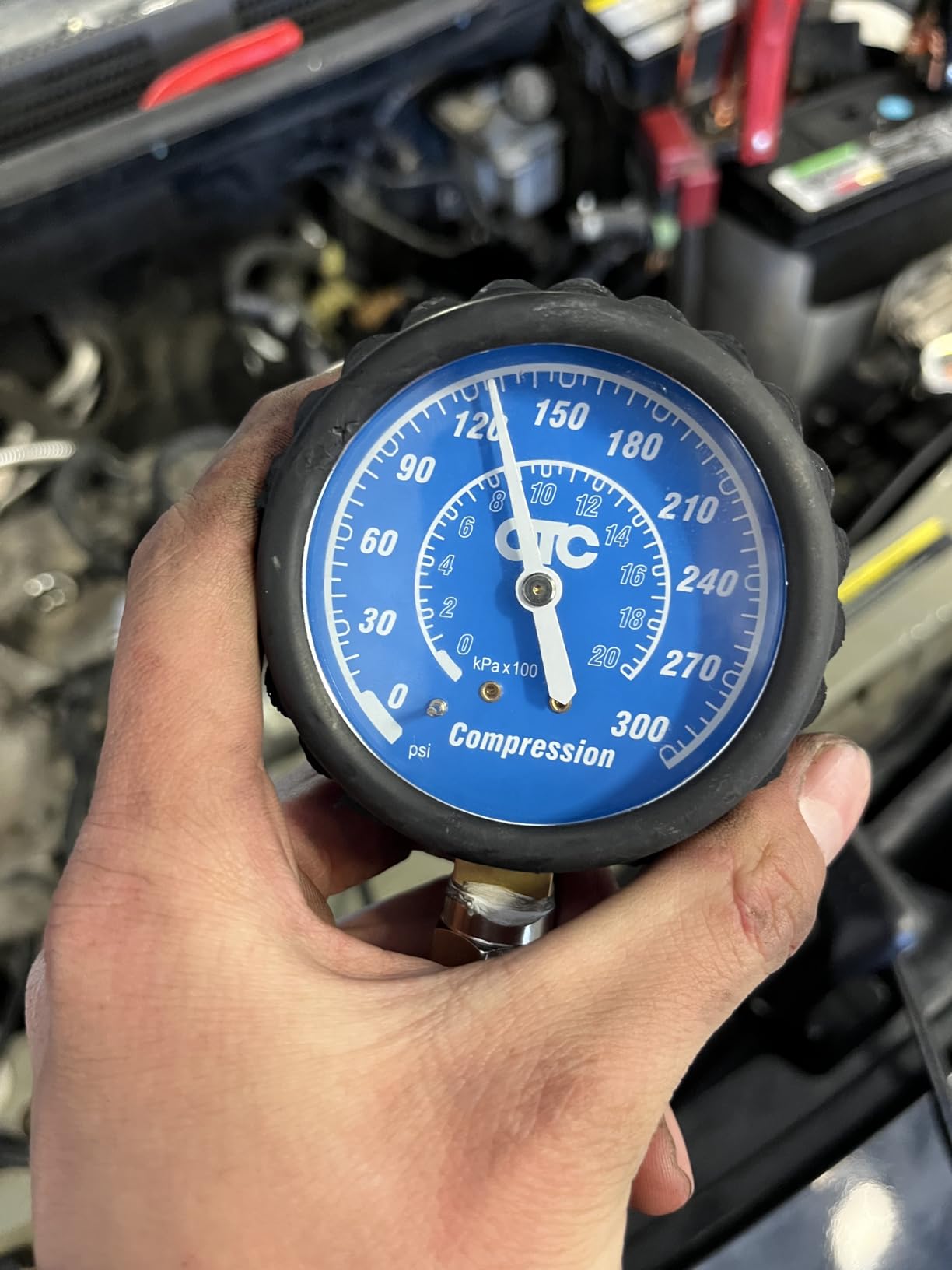 OTC 5605 Deluxe Compression Tester Kit customer photo 2