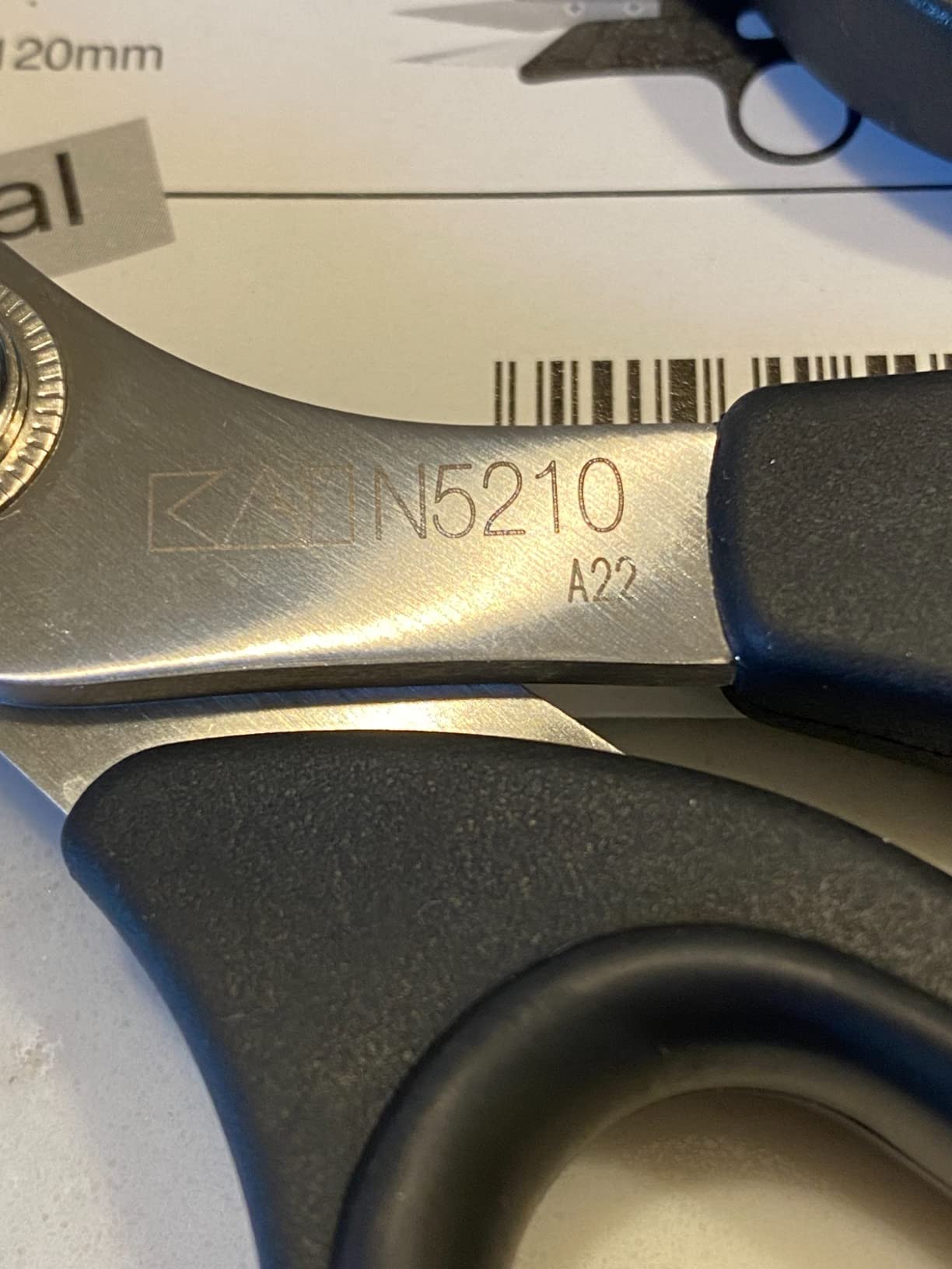 Kai 5210 8-inch Dressmaking Shears (N5210) customer photo 1