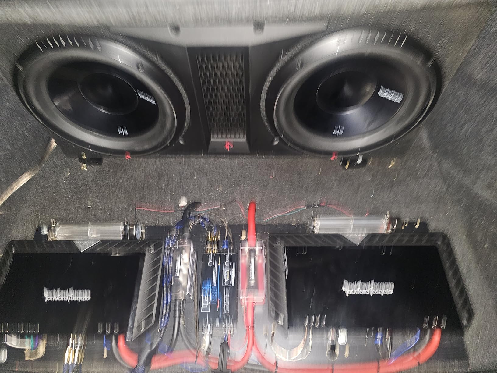 Rockford Fosgate P3-2X12 Punch Dual P3 12