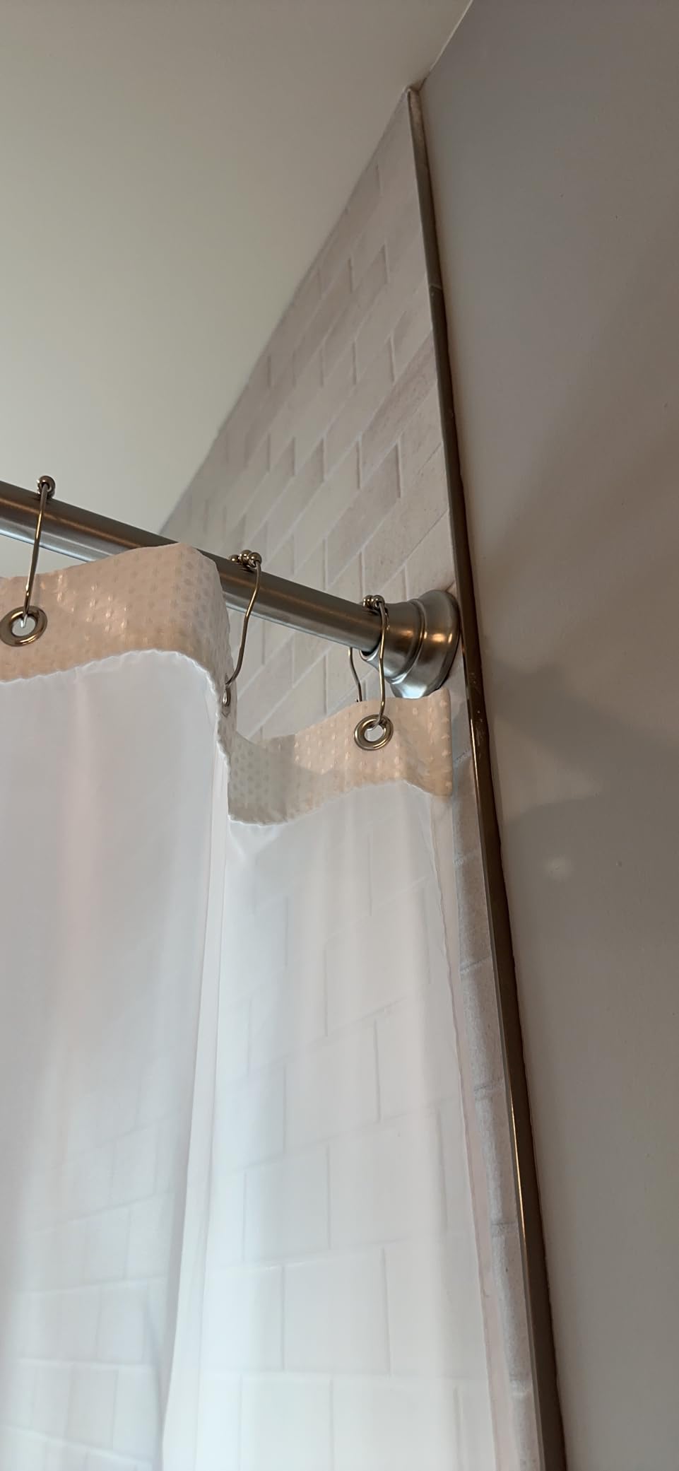 Moen Chrome 44-72-Inch Adjustable Tension Mounted Straight Shower Curtain Rod for Bathroom, No Drilling Needed, TR1000CH customer photo 2