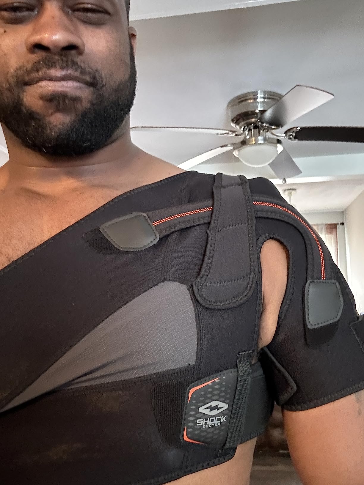 Shock Doctor Shoulder Brace for Men, Shoulder Support Brace, Prevents & Promotes Healing from AC Sprains, Rotator Cuff Shoulder Brace & Moderate Separations, Rotator Cuff Support Brace customer photo 1