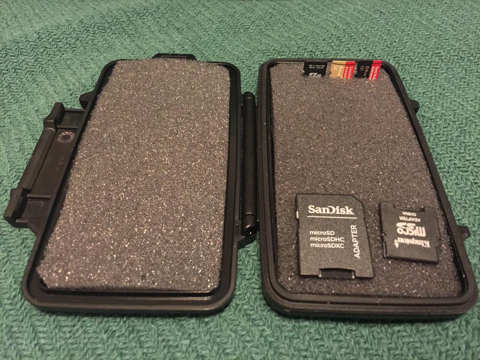 Pelican 0915 Memory Card Case (Black) customer photo 1
