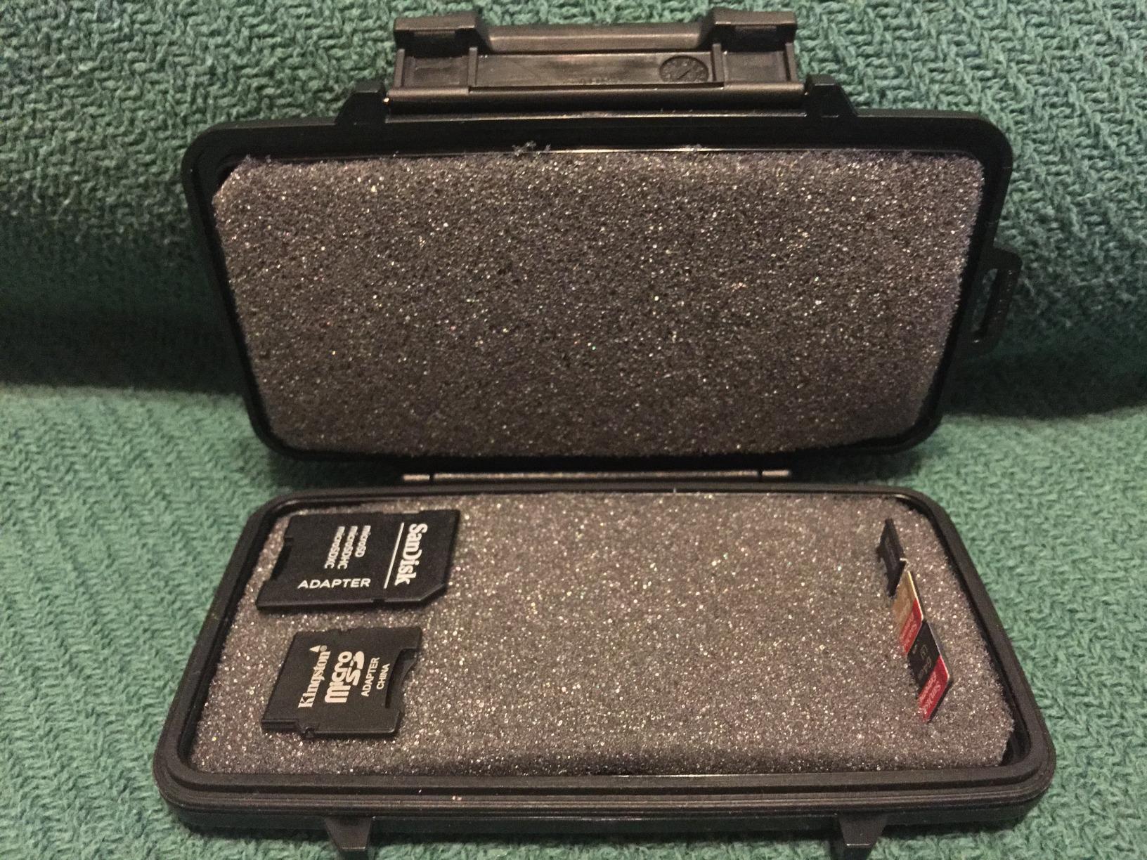 Pelican 0915 Memory Card Case (Black) customer photo 2