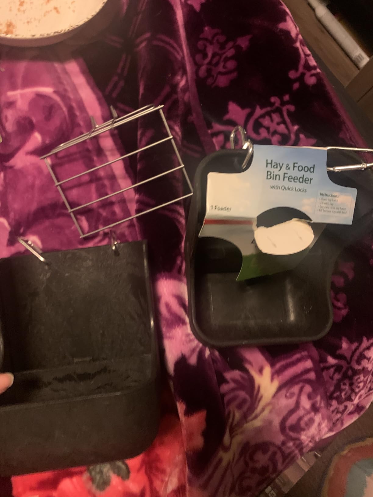 Kaytee Hay & Food Bin Feeder With Quick Locks For Pet Rabbits, Chinchillas, Guinea Pigs and Other Small Animals customer photo 2