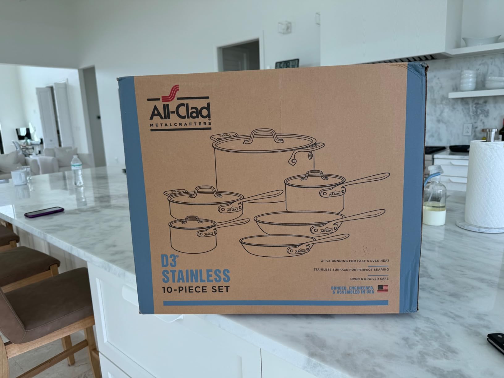 All-Clad D3 Stainless Steel 10 Piece Cookware Set - Made in USA - Includes Frying Pans, Saucepan, Saute Pan, Stockpot - Professional Grade - Oven Safe & Induction Compatible customer photo 2