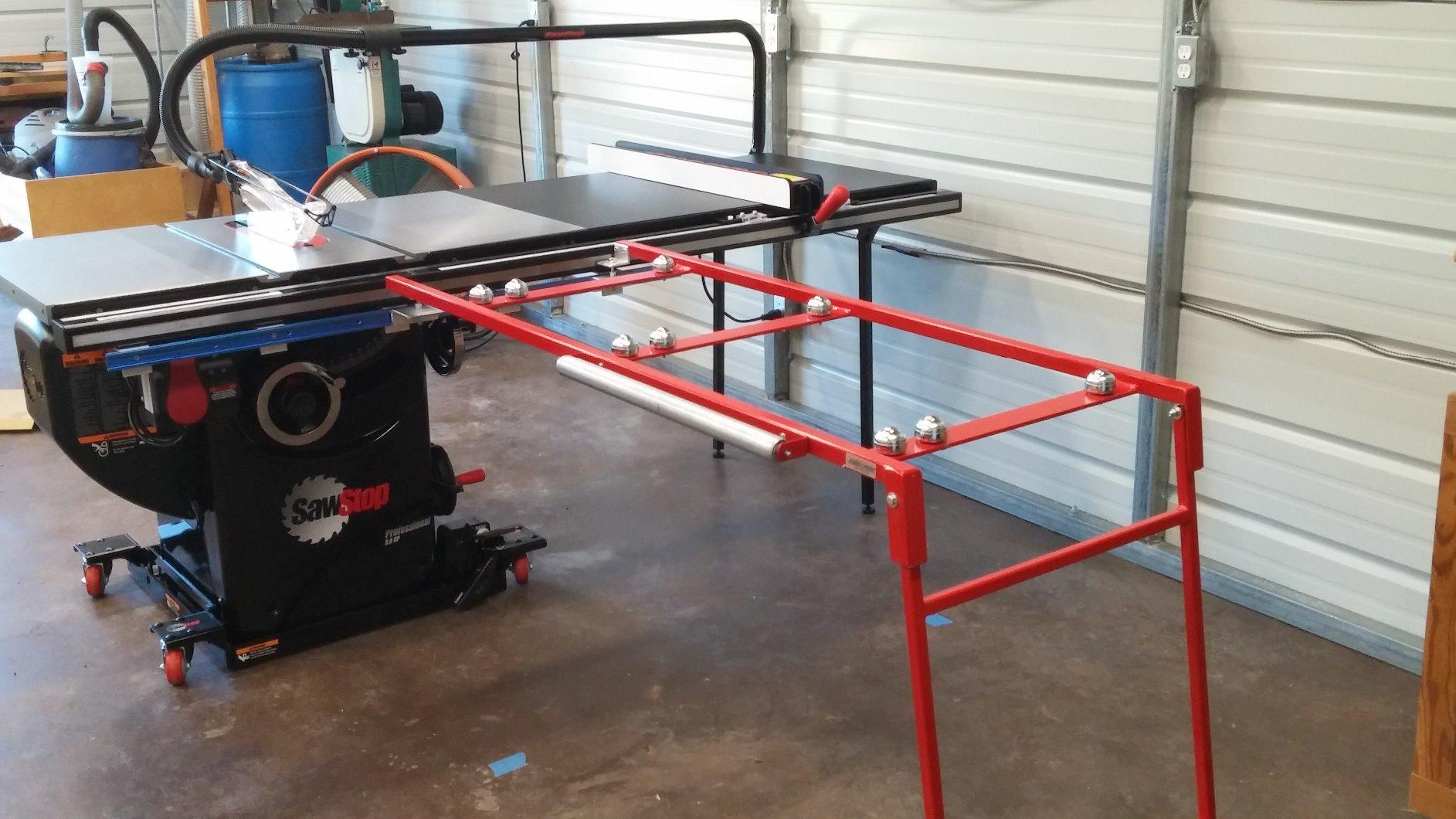 SawStop 10-Inch Professional Cabinet Saw, 3-HP, 52-Inch Professional TGlide Fence System (PCS31230-TGP252) customer photo 2