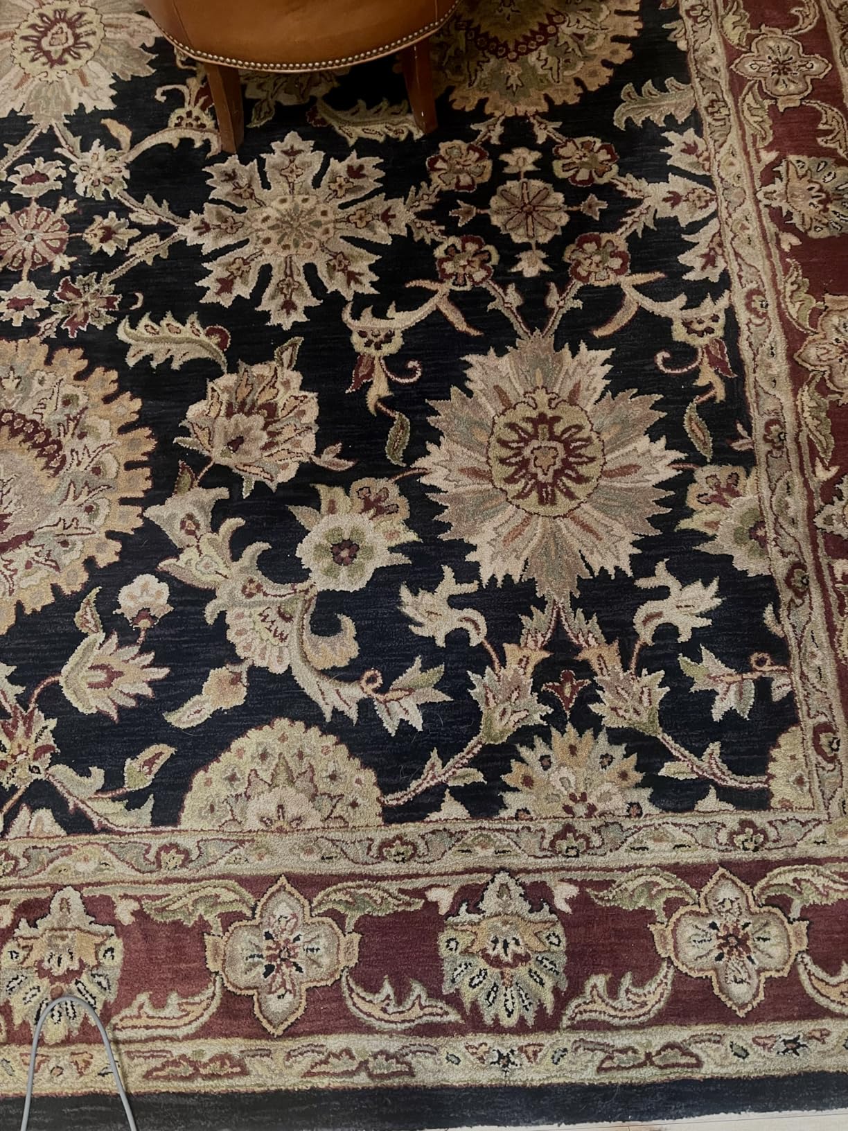 Shark Upright Vacuum Cleaner Navigator Lift-Away with Swivel Steering, HEPA Filter, Vacuum for Pet Hair, Crevice Tool & Dusting Brush Included, for Carpets & Hard Floors, White/Silver, NV356E customer photo 2