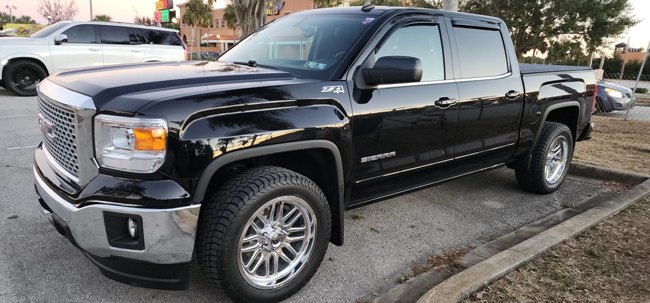Zephyr Pro-40 The Perfect Metal Polish. for Chrome, Stainless Steel, Aluminum, Brass, Copper, Silver and Magnesium. Made in U.S.A. (16oz) customer photo 1