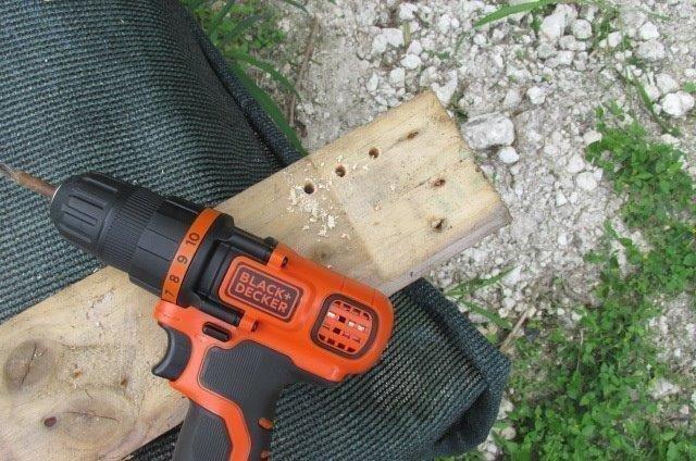 BLACK+DECKER 20V MAX Cordless Drill and Driver, 3/8 Inch, With LED Work Light, Battery and Charger Included (LDX120C) customer photo 2