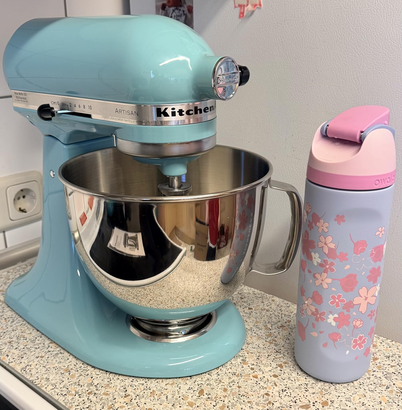 KitchenAid Artisan Series 5 Quart Tilt Head Stand Mixer with Pouring Shield KSM150PS, Aqua Sky customer photo 1