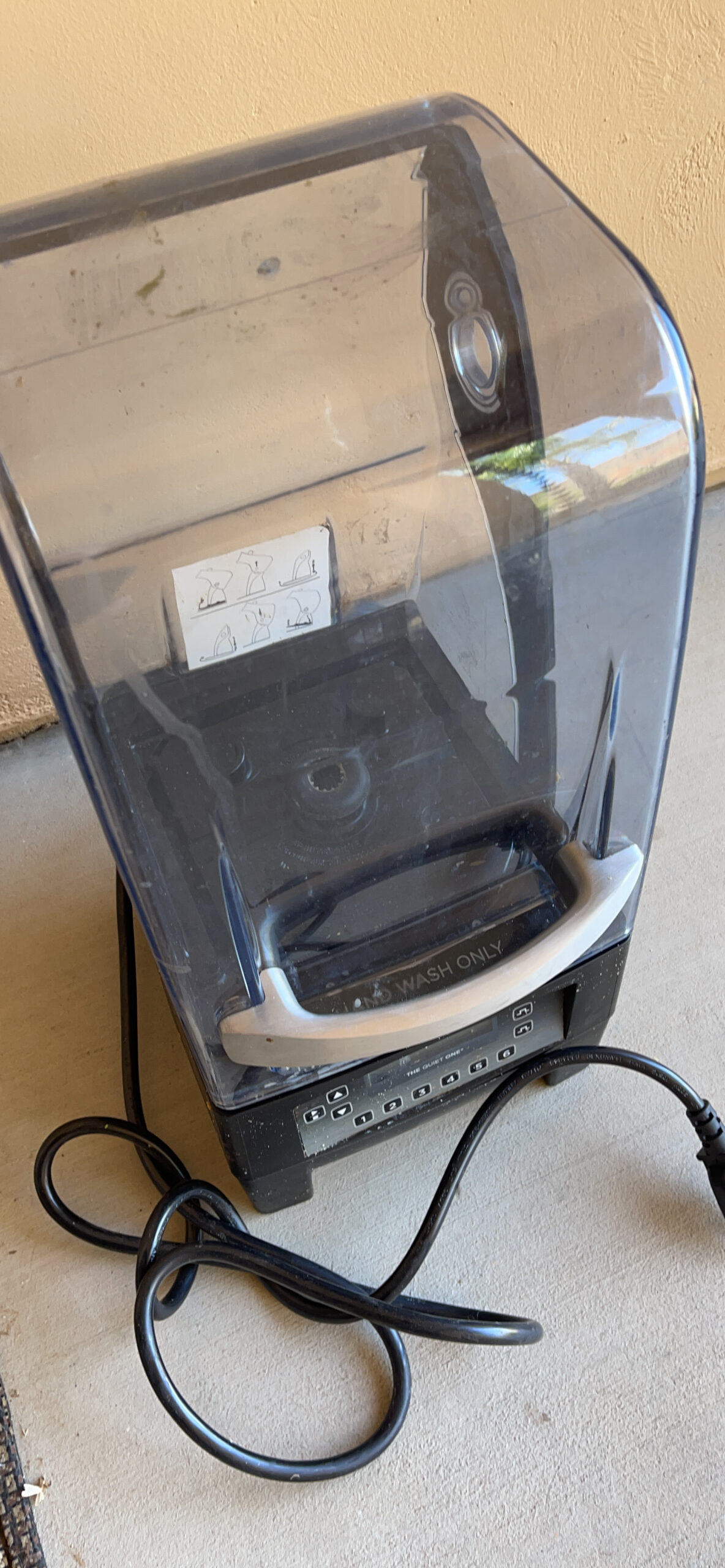 Vitamix 36019 Quiet One Blender, 48 oz, Black customer photo 2