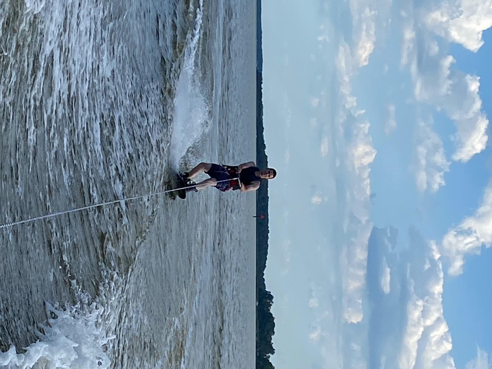 Full Throttle Aqua Extreme Wakeboard Kit (Black/Blue, 55.1 x 21.6-Inch/ 140cm x 42cm) customer photo 3