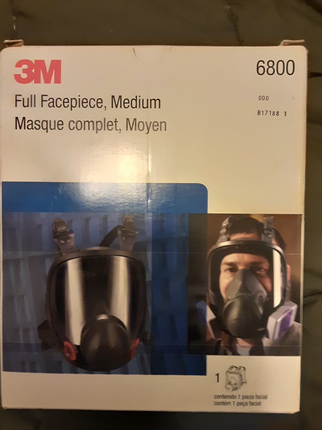 3M Full Facepiece Reusable Respirator 6800, NIOSH, Large Lens, ANSI High Impact Eye Protection, Silicone Face Seal, Four-Point Harness, Comfortable Fit, Painting, Dust, Chemicals, Medium customer photo 1