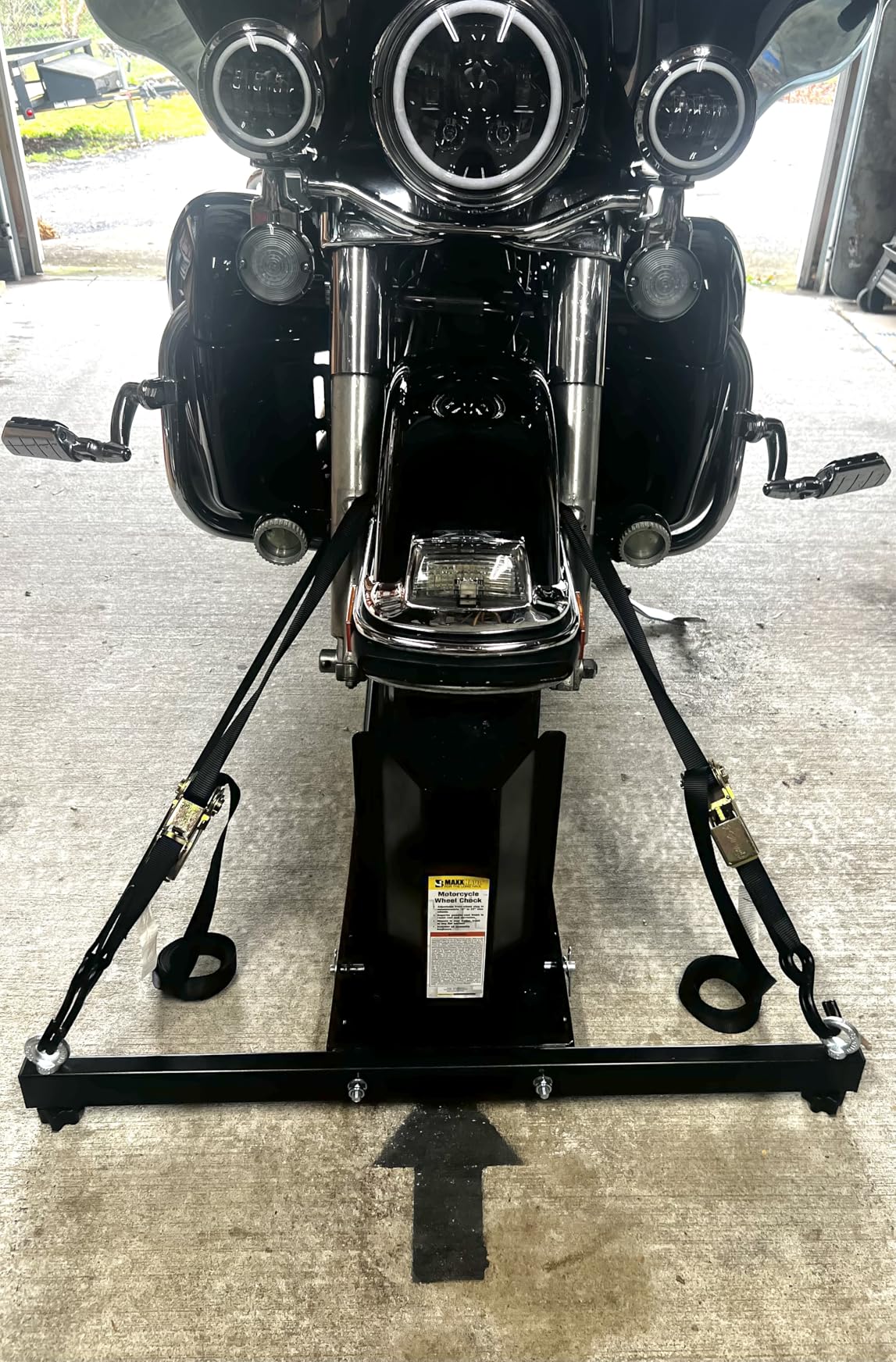 MaxxHaul 70271 Motorcycle Wheel Chock - Heavy-Duty Steel Front Tire Stand for Trailers, Garages & Shops - Fits 15
