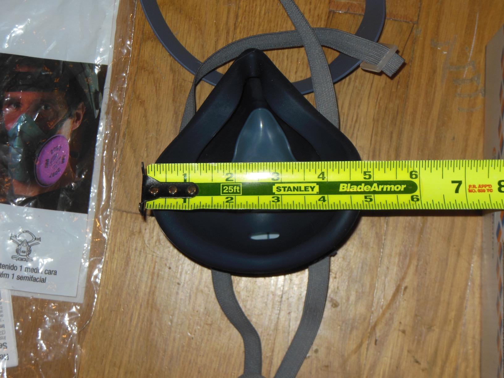 3M Reusable Respirator Half Facepiece 7502, NIOSH, 3M Cool Flow Valve, Dual Airline Supplied Air Compatible, Integrated Dropdown Suspension, Bayonet Connections, For Chemical Handling, Painting, Med customer photo 1