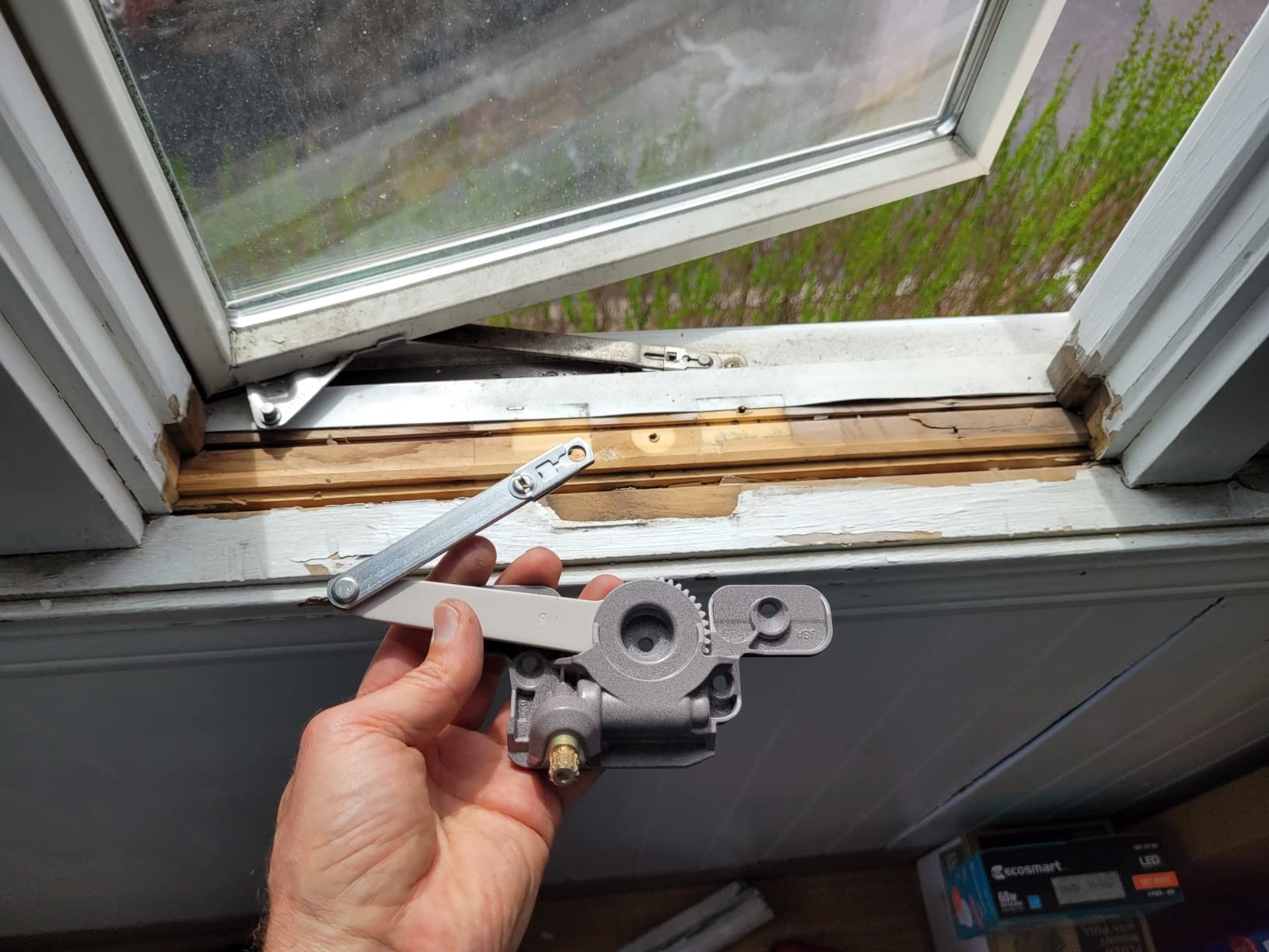 Andersen Hardware Pack, Classic E-Z Casement Window - White - 1361536 customer photo 2