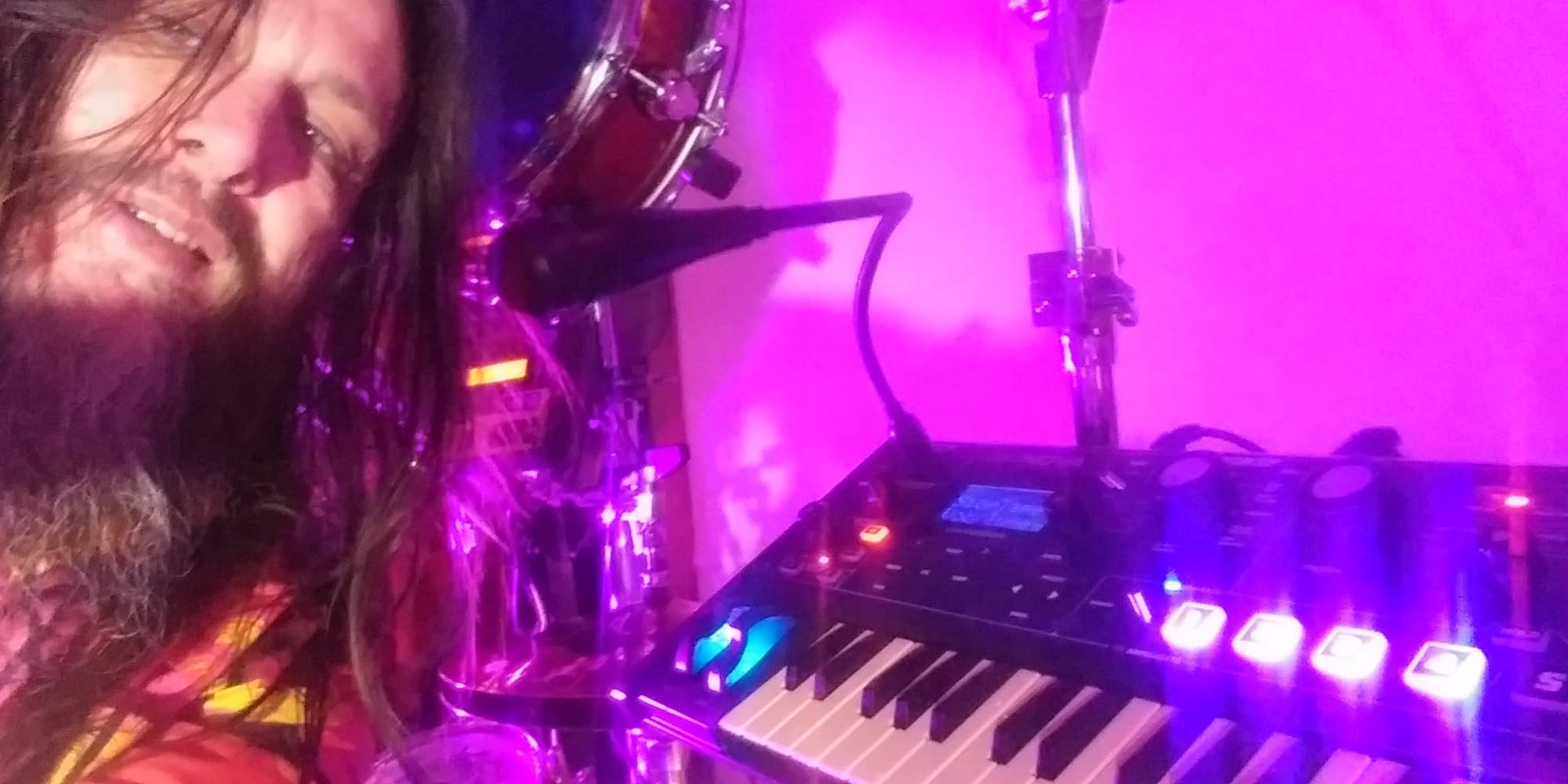 Novation MiniNova Analogue Modeling Compact 37 Mini-key Synth with Pitch-correcting Effect Vocoder customer photo 2