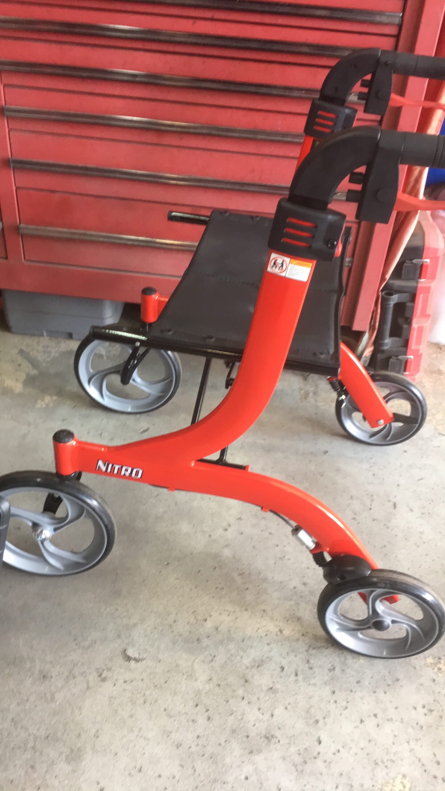 Drive Medical RTL10266 Nitro Euro-Style 4-Wheel Rollator Walker With Seat, Red customer photo 1