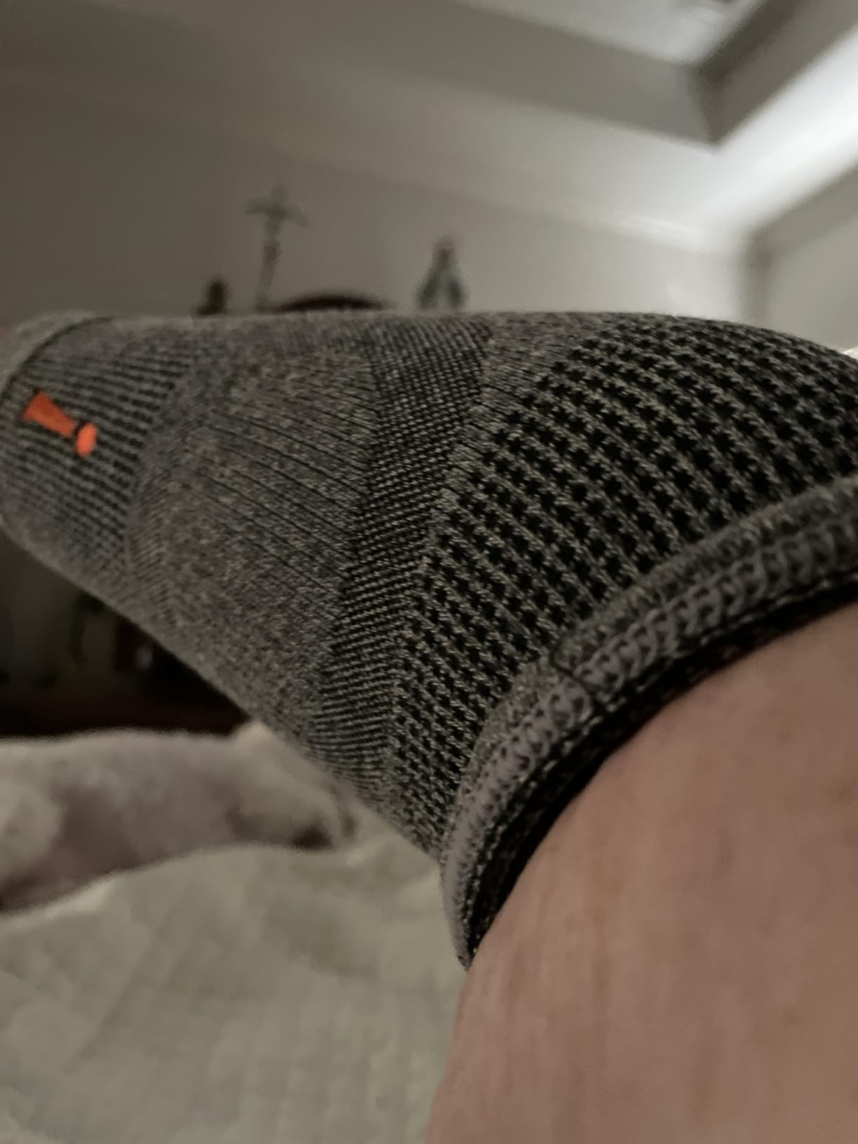 Incrediwear Elbow Sleeve - Elbow Brace for Elbow Support, Joint Pain Relief, Inflammation Relief, and Circulation, Tendonitis, Golf and Tennis Elbow Brace for Women and Men customer photo 2