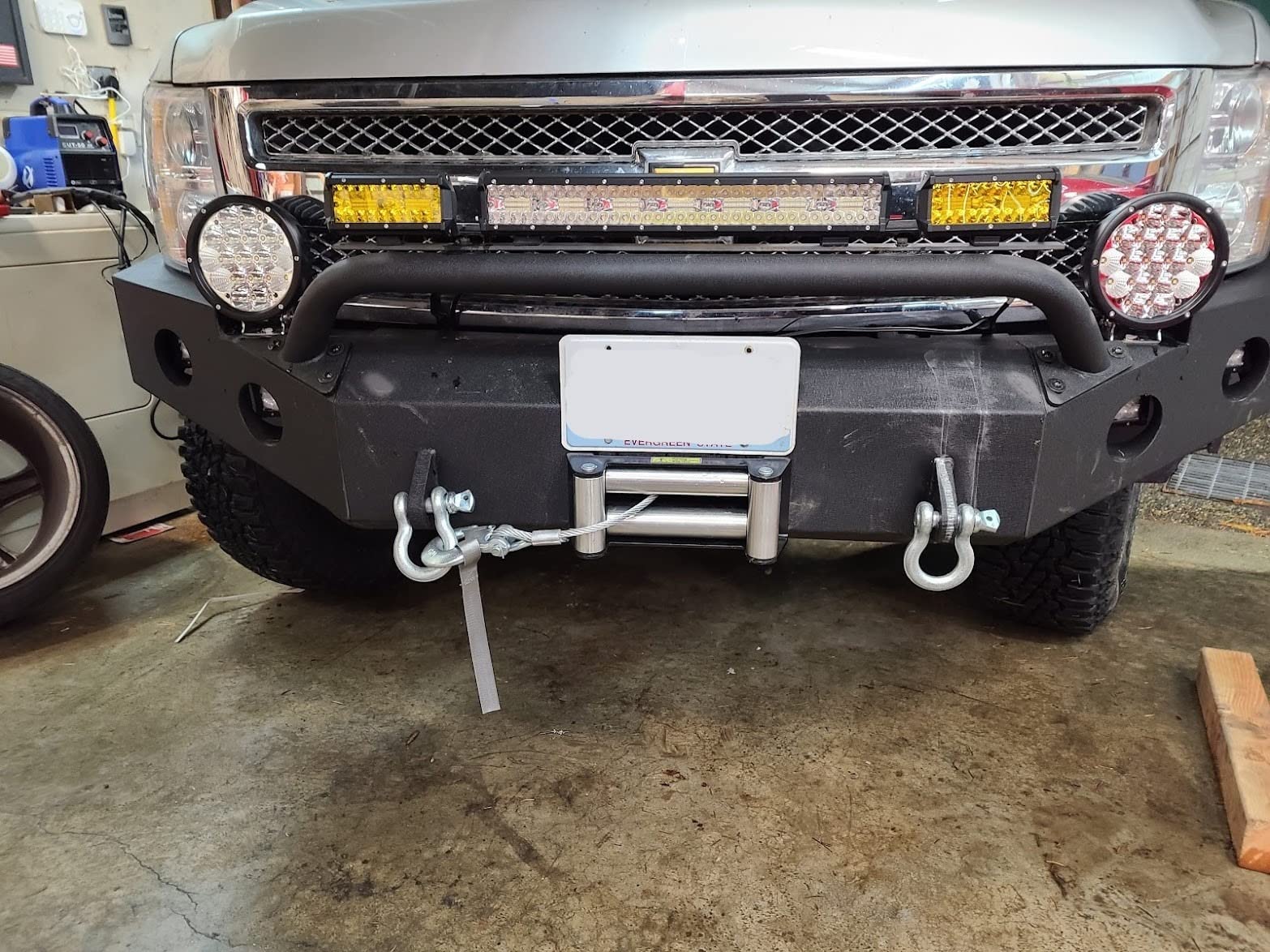 Rough Country 9,500LB PRO Series Electric Winch with 100FT Steel Cable - IP67 Waterproof, 5.5HP Motor, Heavy-Duty Off-Road Recovery Winch for Trucks & Jeeps customer photo 1