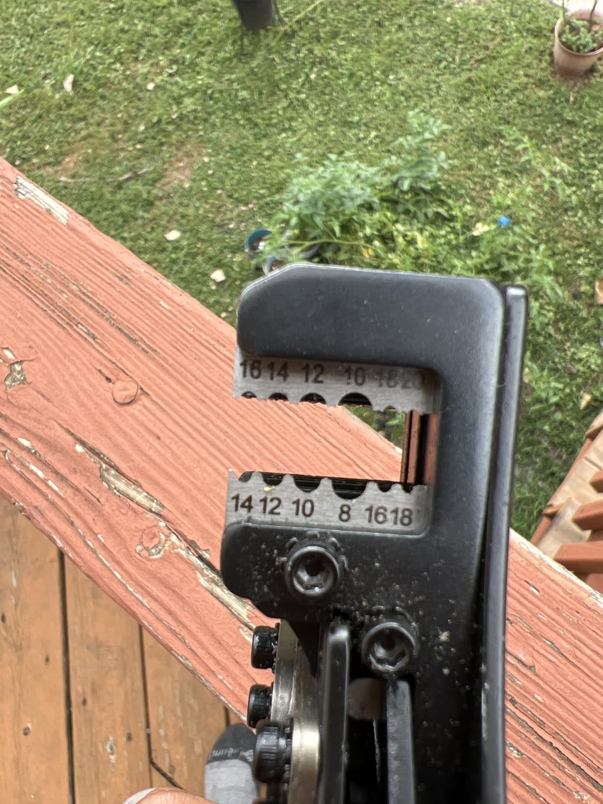 Klein Tools 11063W Wire Cutter/Stripper, Heavy Duty Automatic Tool for 8-20 AWG Solid and 10-22 AWG Stranded Electrical Wire customer photo 2