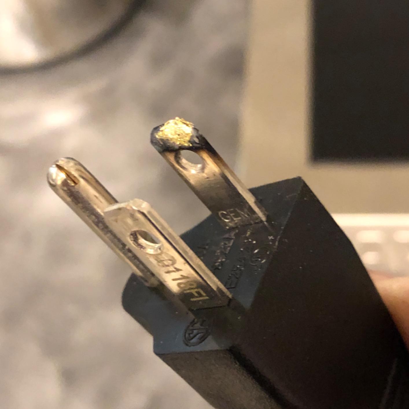 Waring Commercial Heavy-Duty Commercial Induction Range, 120V, 1800W customer photo 2