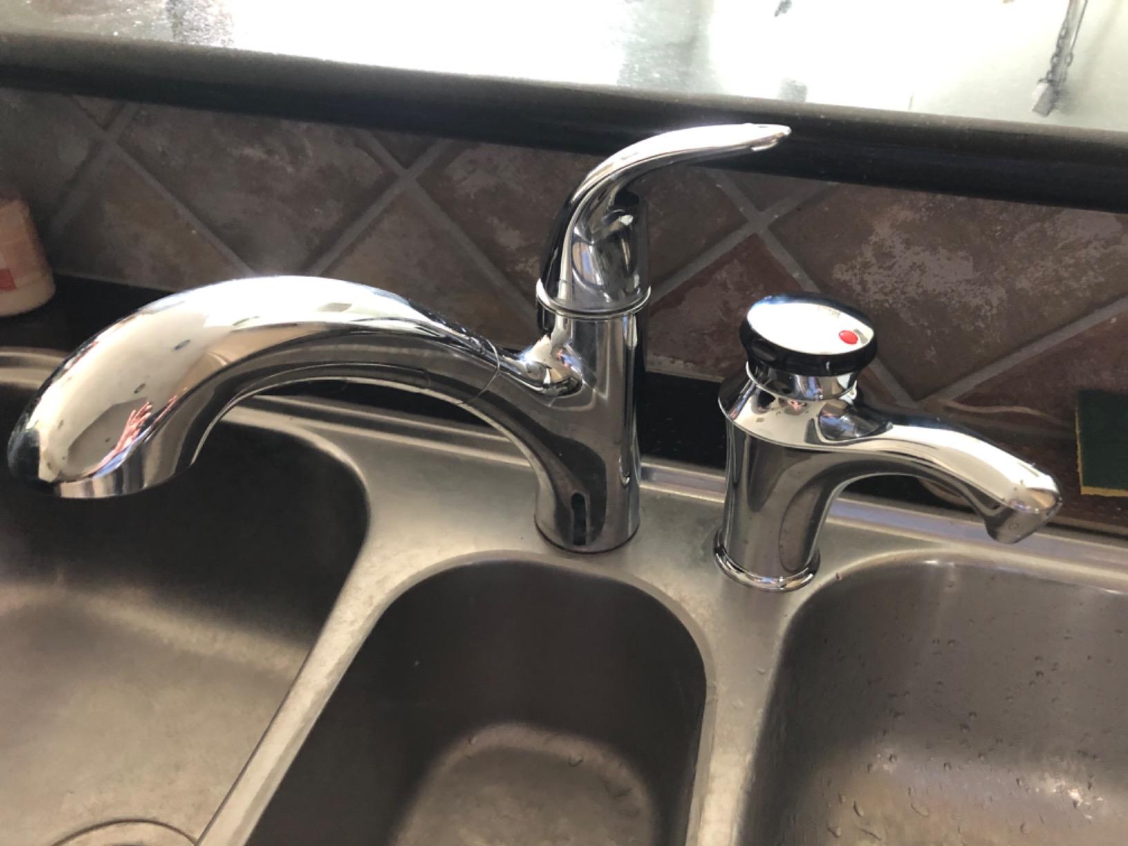 InSinkErator Invite Contour Instant Hot Water Dispenser System - Faucet & Tank, Chrome, H-CONTOUR-SS customer photo 1