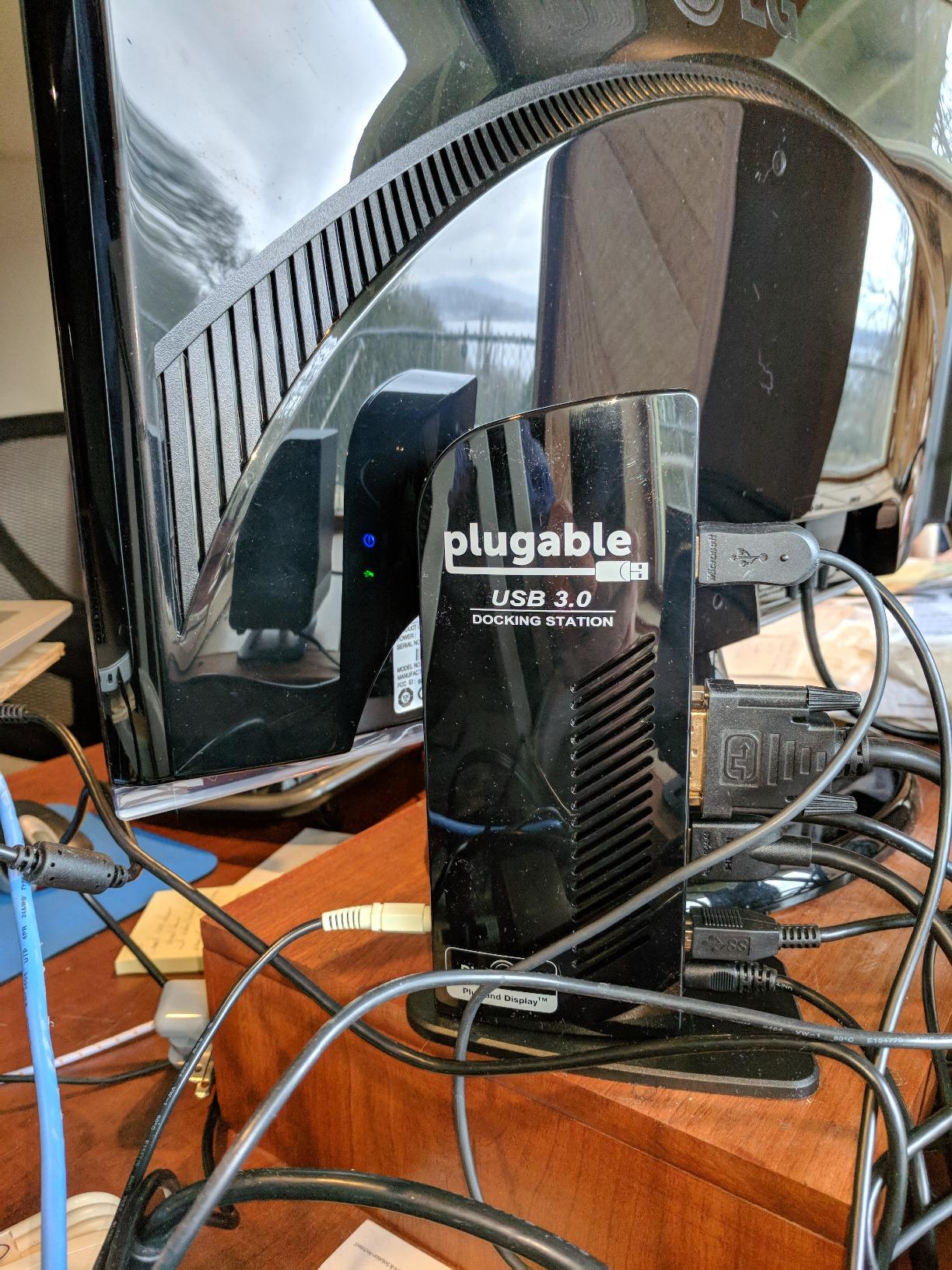 Plugable Universal Laptop Docking Station Dual HDMI Monitor for Windows and Mac (Driver Required), USB 3.0 or USB-C, 2X HDMI, Gigabit Ethernet, Audio, 6 USB Ports (UD-3900) customer photo 2