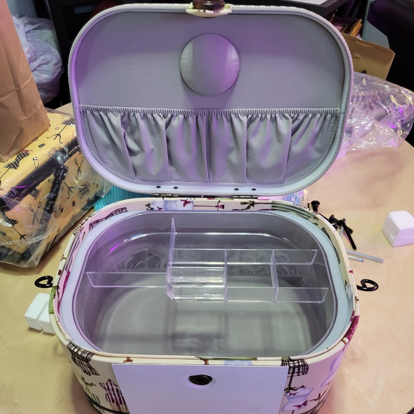 Dritz Large Oval Sewing Basket with Metal Handle, Vintage Dress Form Print customer photo 2