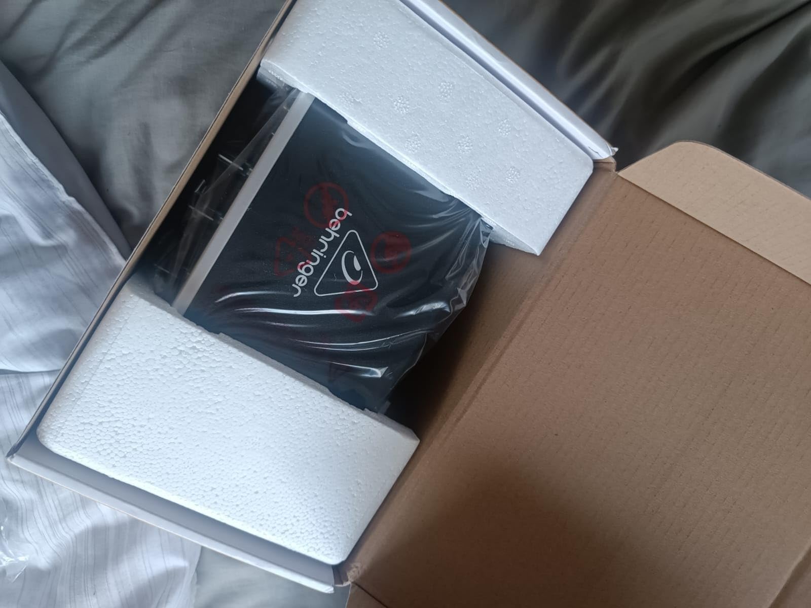 Behringer UMC22 Audiophile 2x2, 48 kHz USB Audio Interface with Midas Mic Preamplifier | For Recording Microphones and Instruments customer photo 1