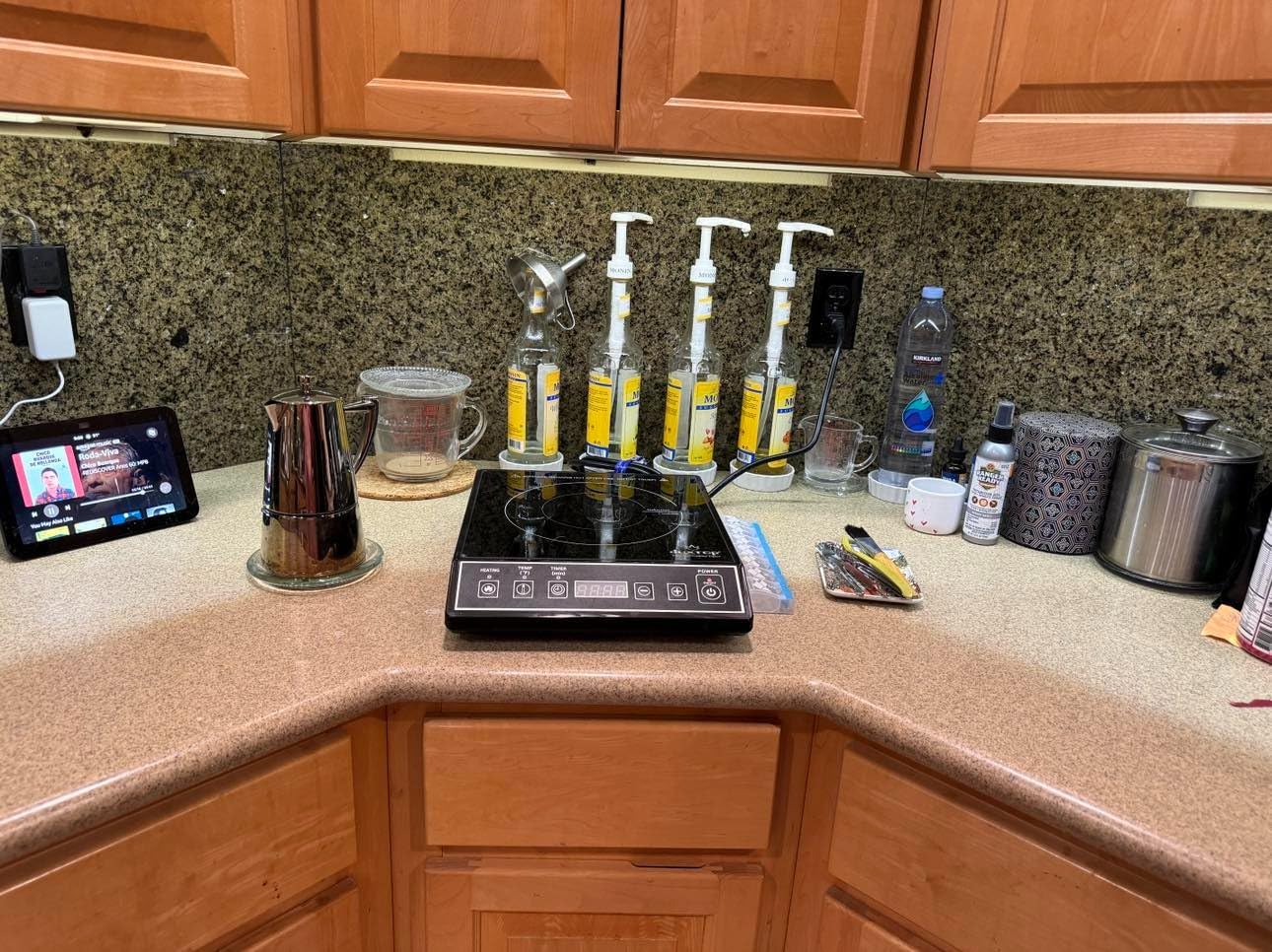 Duxtop 1800W Portable Induction Cooktop Countertop Burner, Black 9100MC/BT-M20B customer photo 2