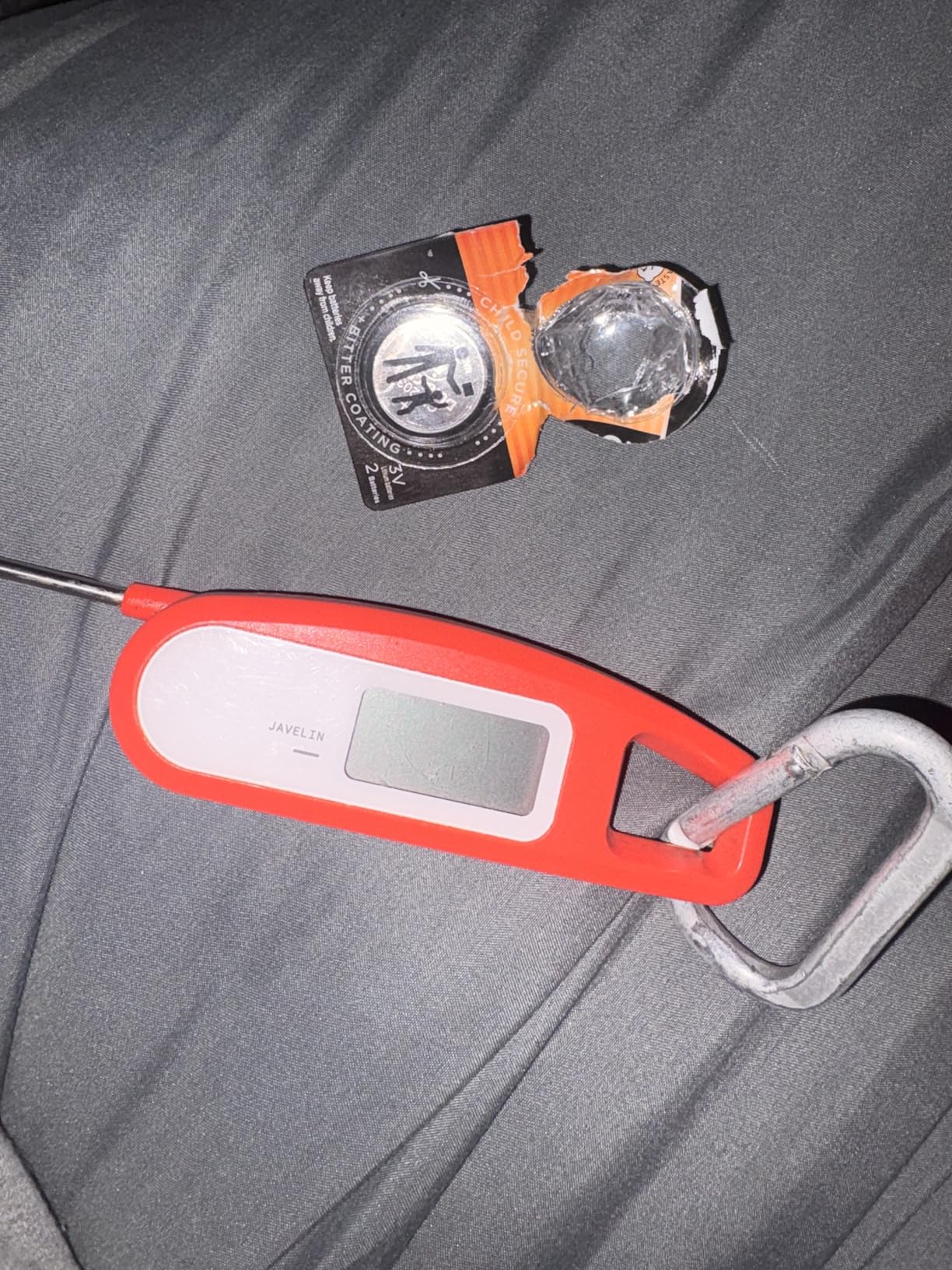 Lavatools Javelin Ultra-Fast 3-Second Digital Instant Read Meat Thermometer for Grill and Cooking, 2.75 inch Probe, Compact Foldable Design, Large Display, IP65 Water Resistant, NSF Certified - Sambal customer photo 1