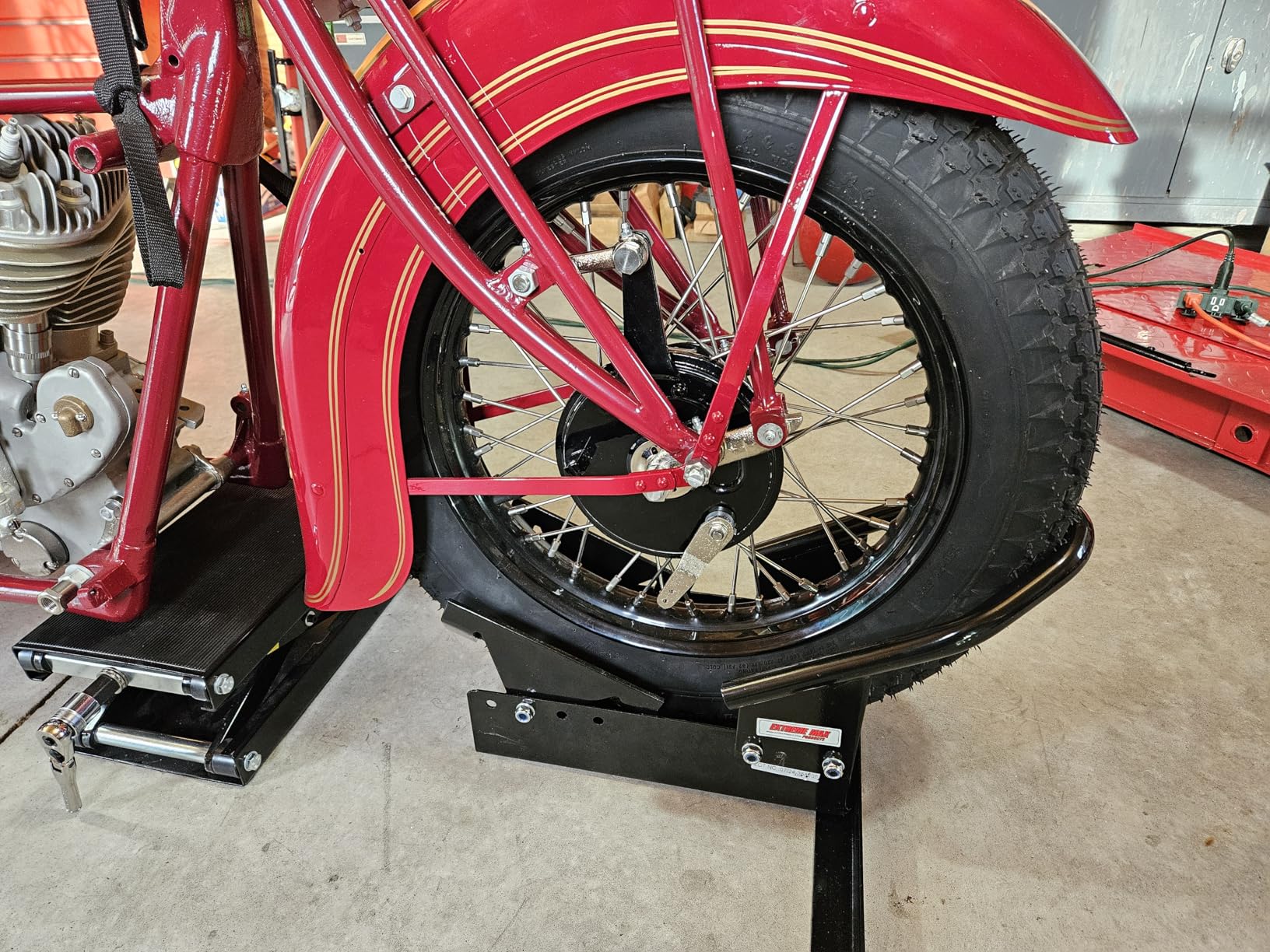 Extreme Max 5001.5010 Motorcycle Wheel Chock customer photo 1