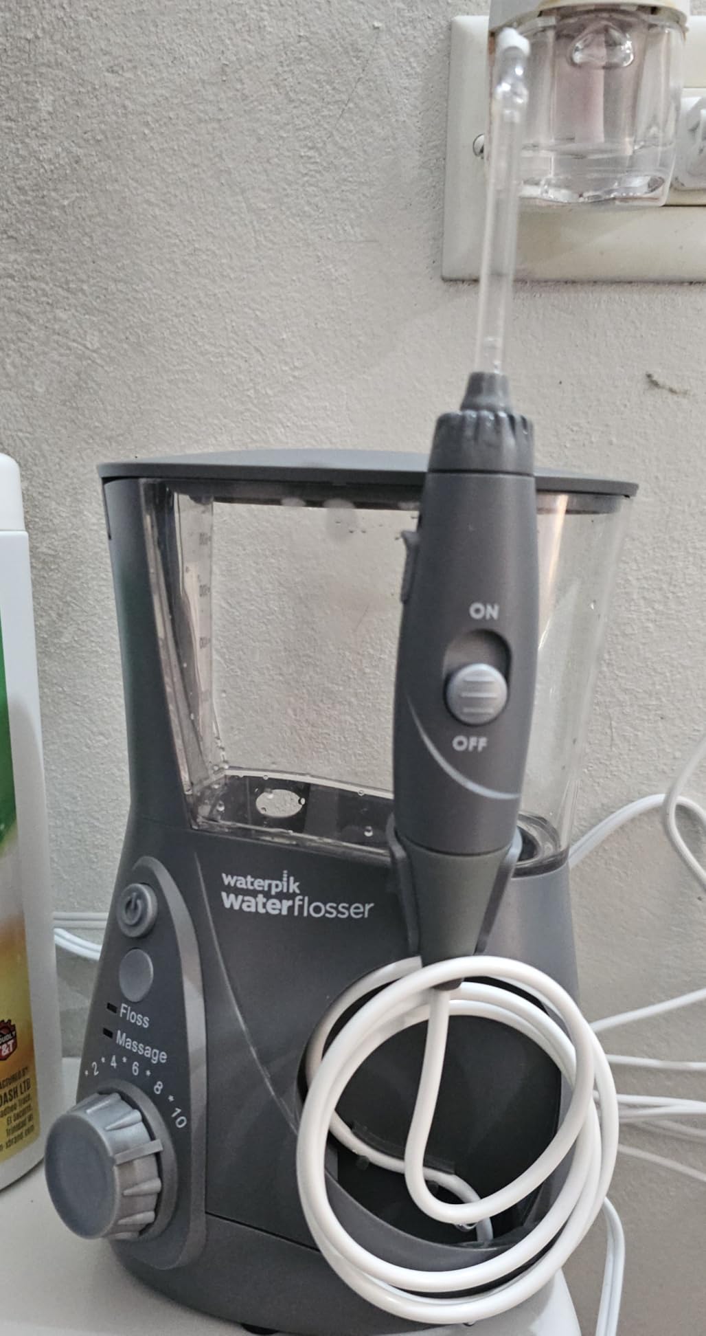 Waterpik Aquarius Water Flosser For Teeth Cleaning, Gums, Braces, Dental Care, Electric Power With 10 Settings, 7 Tips For Multiple Users And Needs, ADA Accepted, White WP-660 customer photo 1