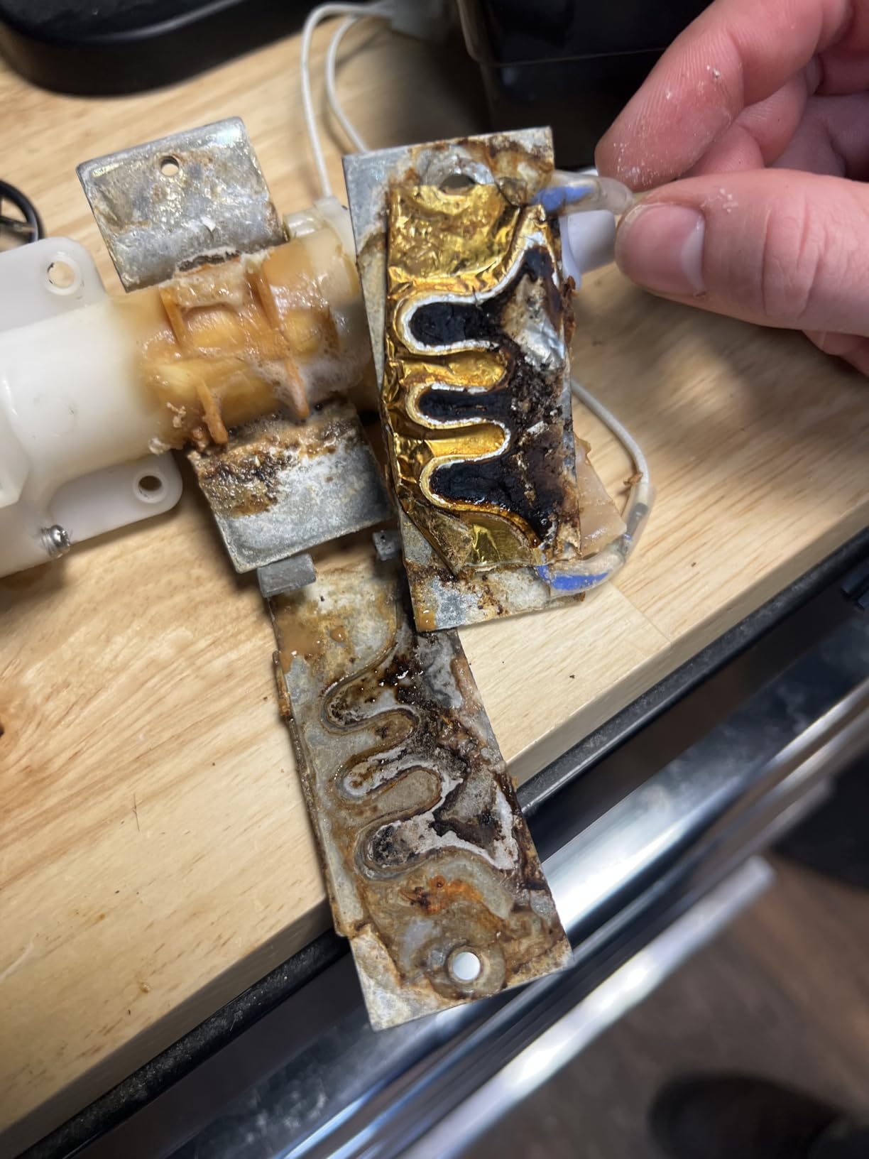 Scalpmaster Professional Hot Lather Machine with Extra Large Soap Cup, Push Button Dispensing, Quick Heating DC Motor, Non-Slip Safety Pad & 8 oz Shave Cream customer photo 2