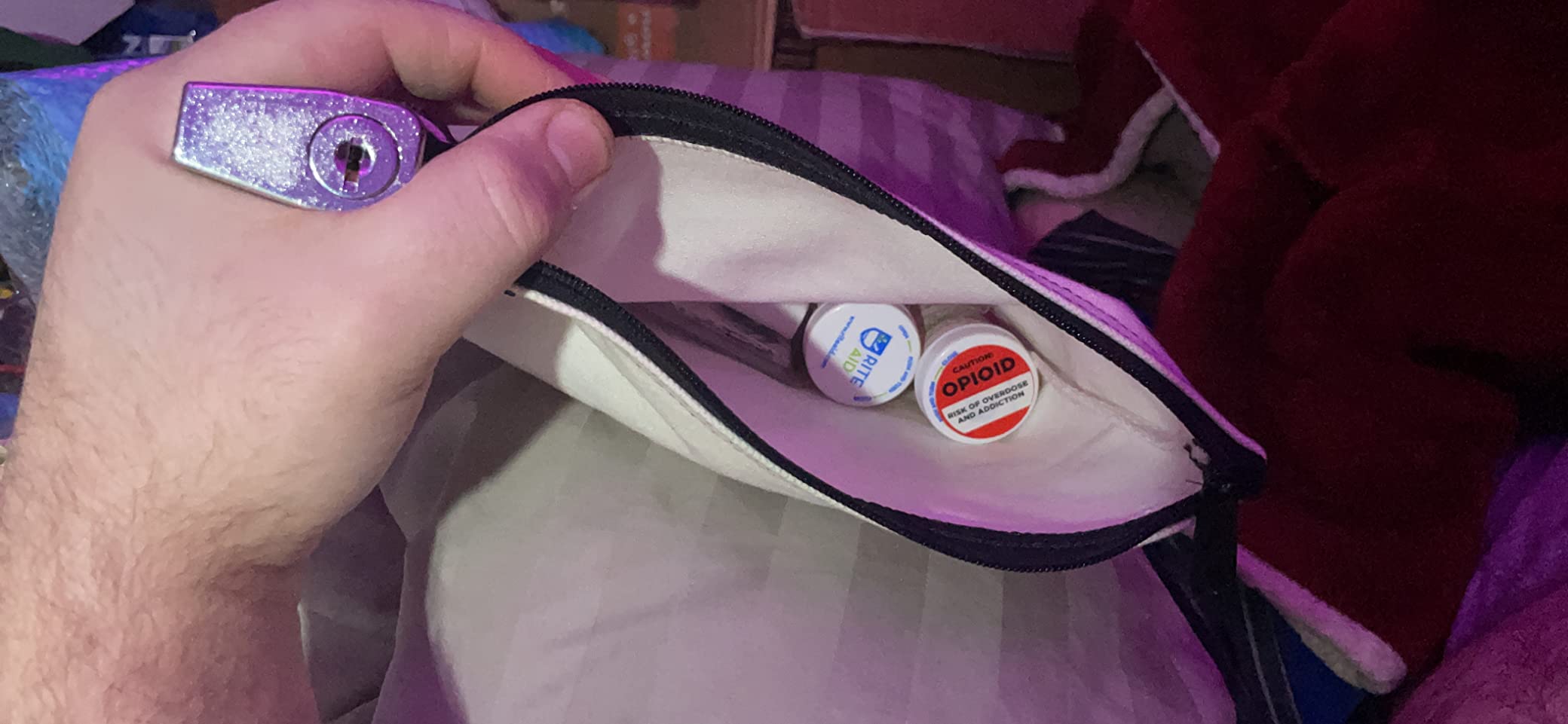 Medication Organizer Key Lock Bag, Travel Pill Organizer Medication Lock Bag with 2 Keys, Heavy Duty Lock System Medicine Lock, Pill Pouch, 8 x 10 inch (White) customer photo 2