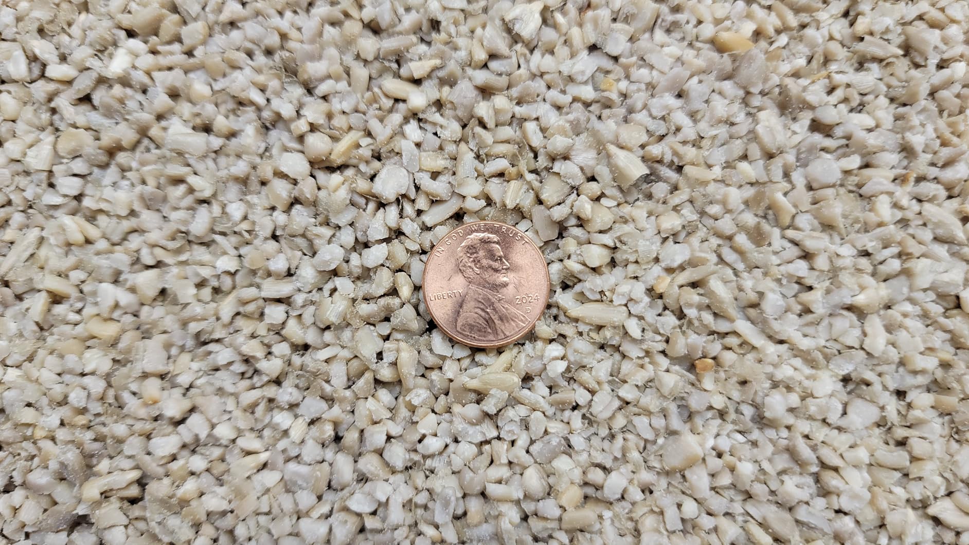 Victoria Manual Cast Iron Grain Mill with High Hopper, Premium Corn-Grinding Mill and Grain Grinder, Made in Colombia customer photo 1