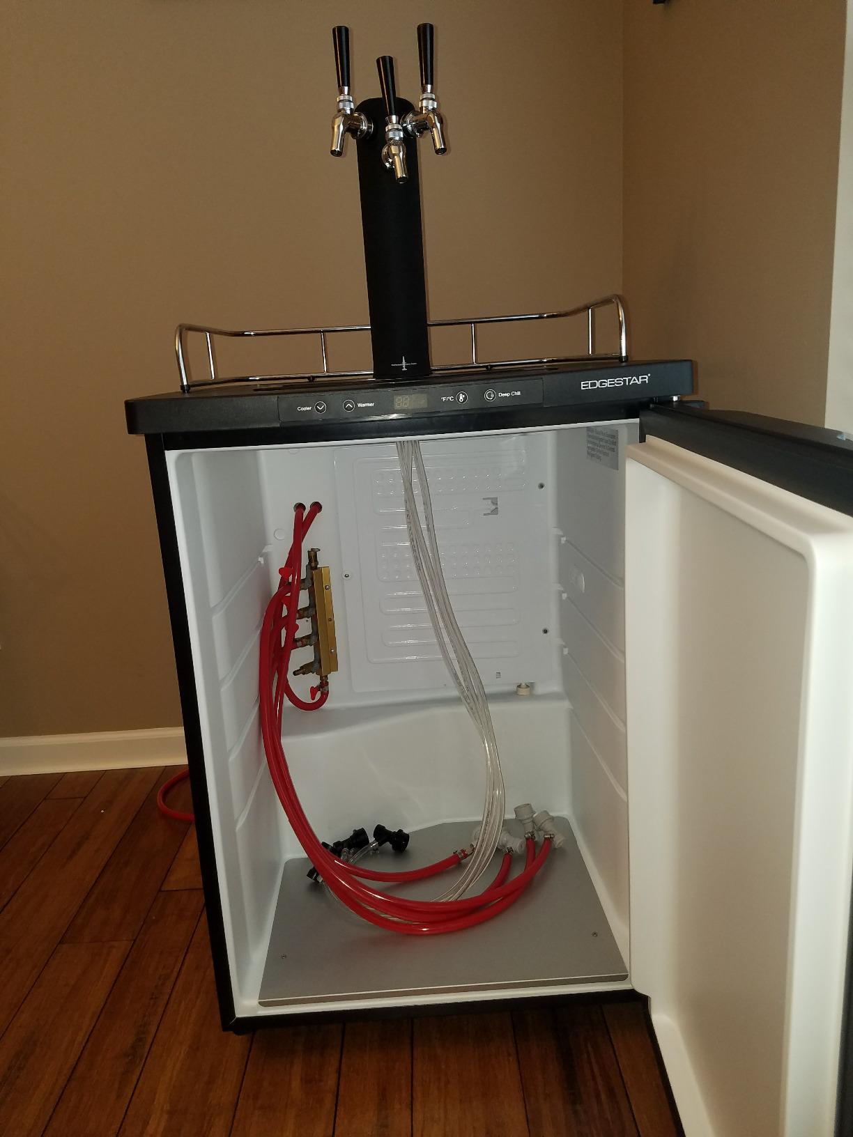 EdgeStar KC3000SS Full Size Kegerator with Digital Display - Black and Stainless Steel customer photo 2