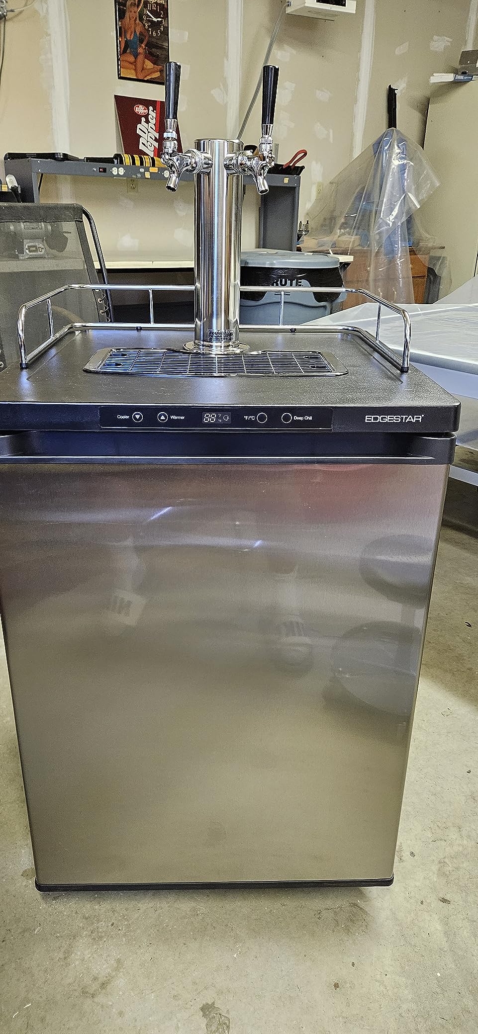 EdgeStar KC3000SSTWIN Full Size Dual Tap Kegerator with Digital Display - Black and Stainless Steel customer photo 1